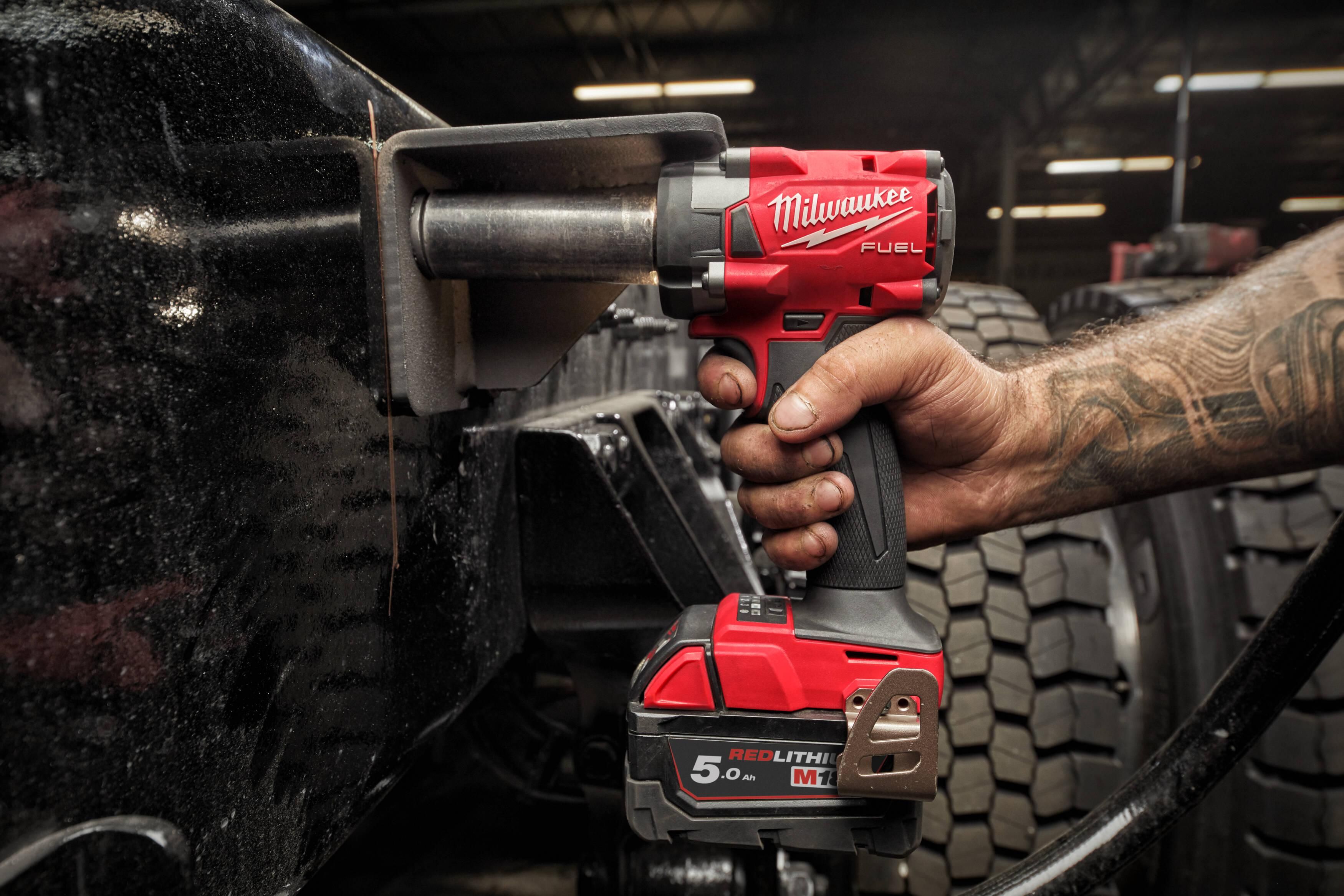 https://api.mastertools.nl/media/catalog/product/cache/4ac98b0d5e81b56bd000310ba88c60e0/m/1/m18_fiw2f38-502x--app_7.jpg