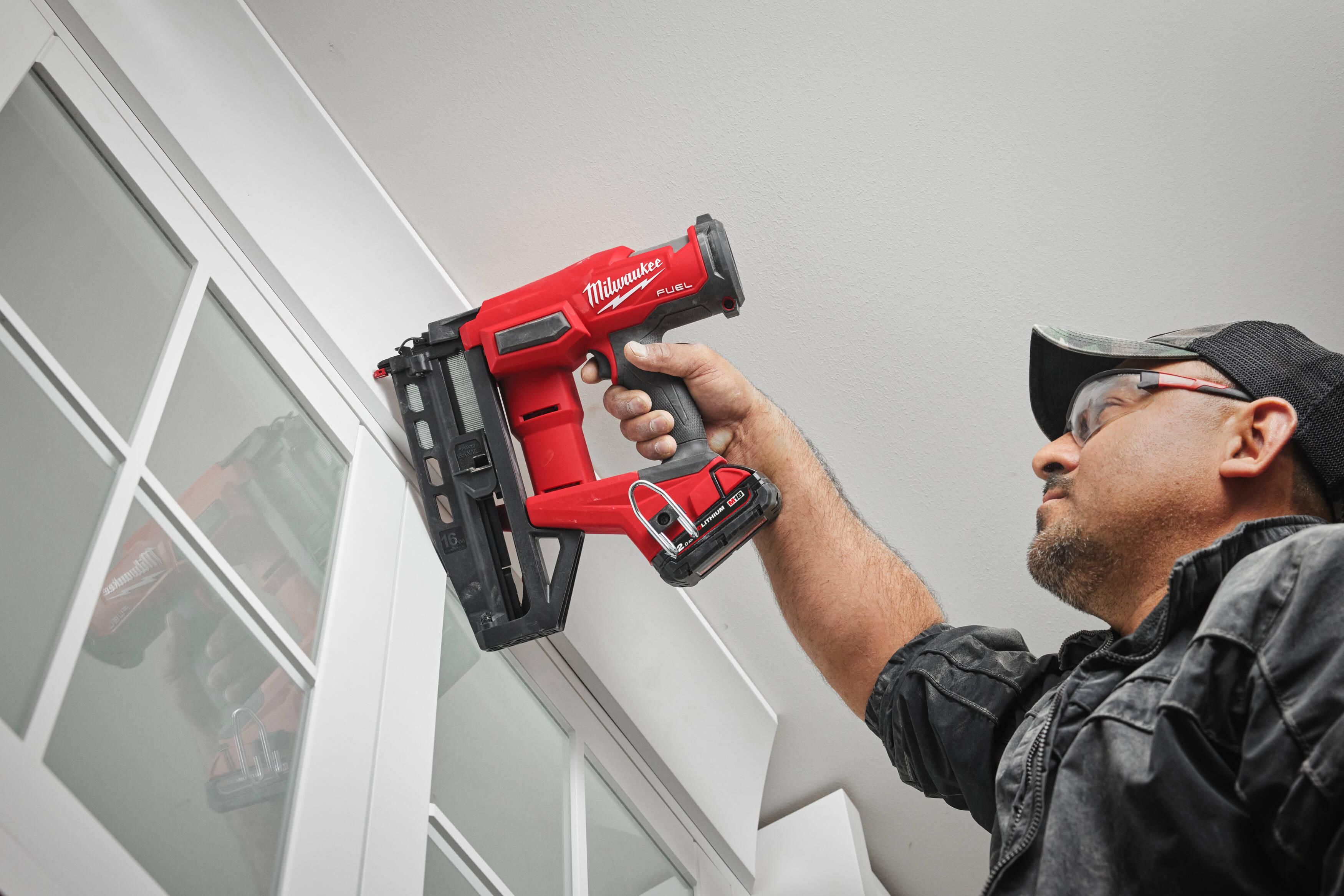 https://api.mastertools.nl/media/catalog/product/cache/4ac98b0d5e81b56bd000310ba88c60e0/m/1/m18_fn16gs-0x--app_10.jpg