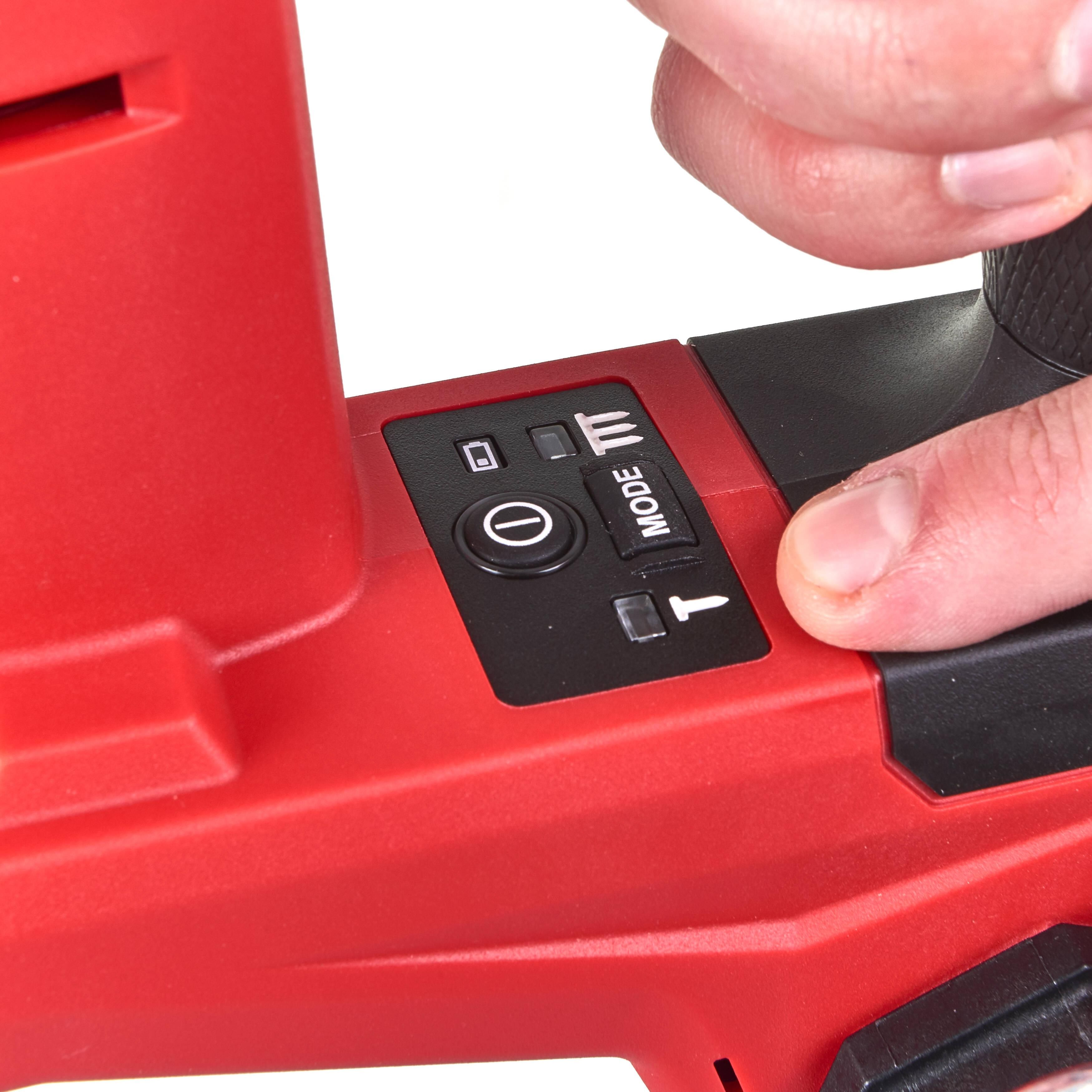 https://api.mastertools.nl/media/catalog/product/cache/4ac98b0d5e81b56bd000310ba88c60e0/m/1/m18_fn18gs-0--feat_02.jpg