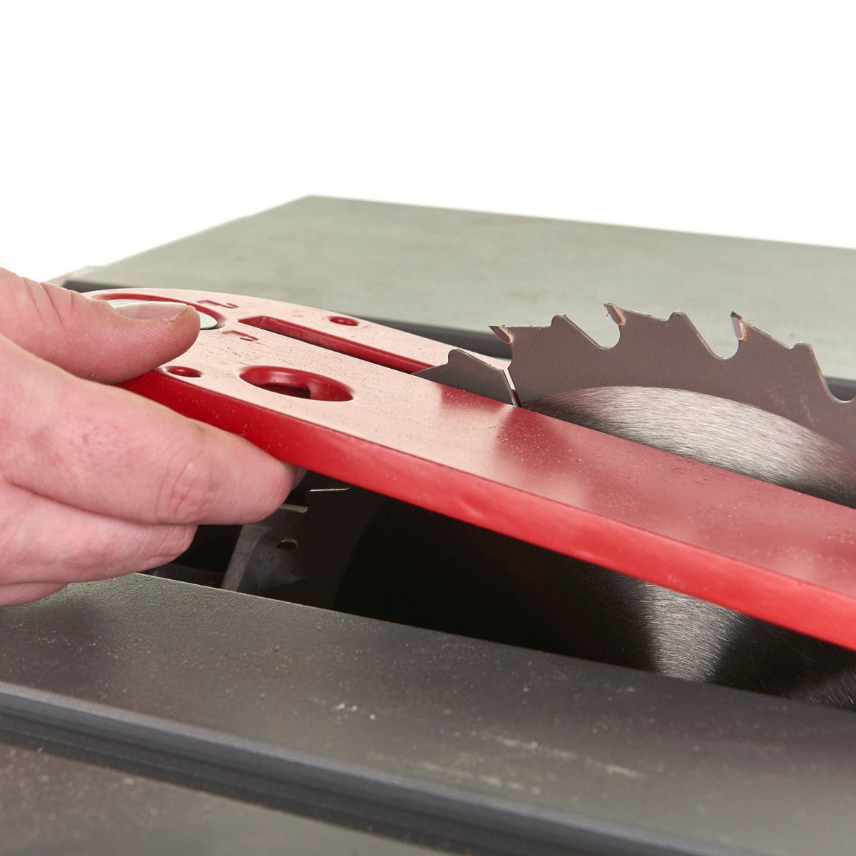 https://api.mastertools.nl/media/catalog/product/cache/4ac98b0d5e81b56bd000310ba88c60e0/m/1/m18_fts210-0--feat_18.jpg