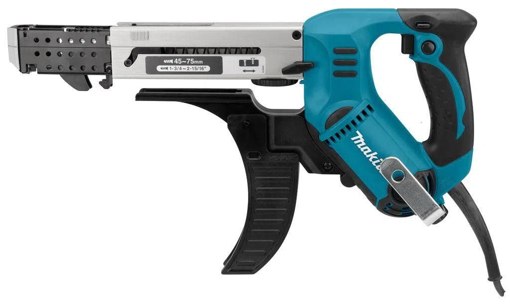 https://api.mastertools.nl/media/catalog/product/cache/4ac98b0d5e81b56bd000310ba88c60e0/m/a/makita-6844-schroefautomaat-470w-230v-in-koffer-0088381081993-mastertools_nl-5.jpg