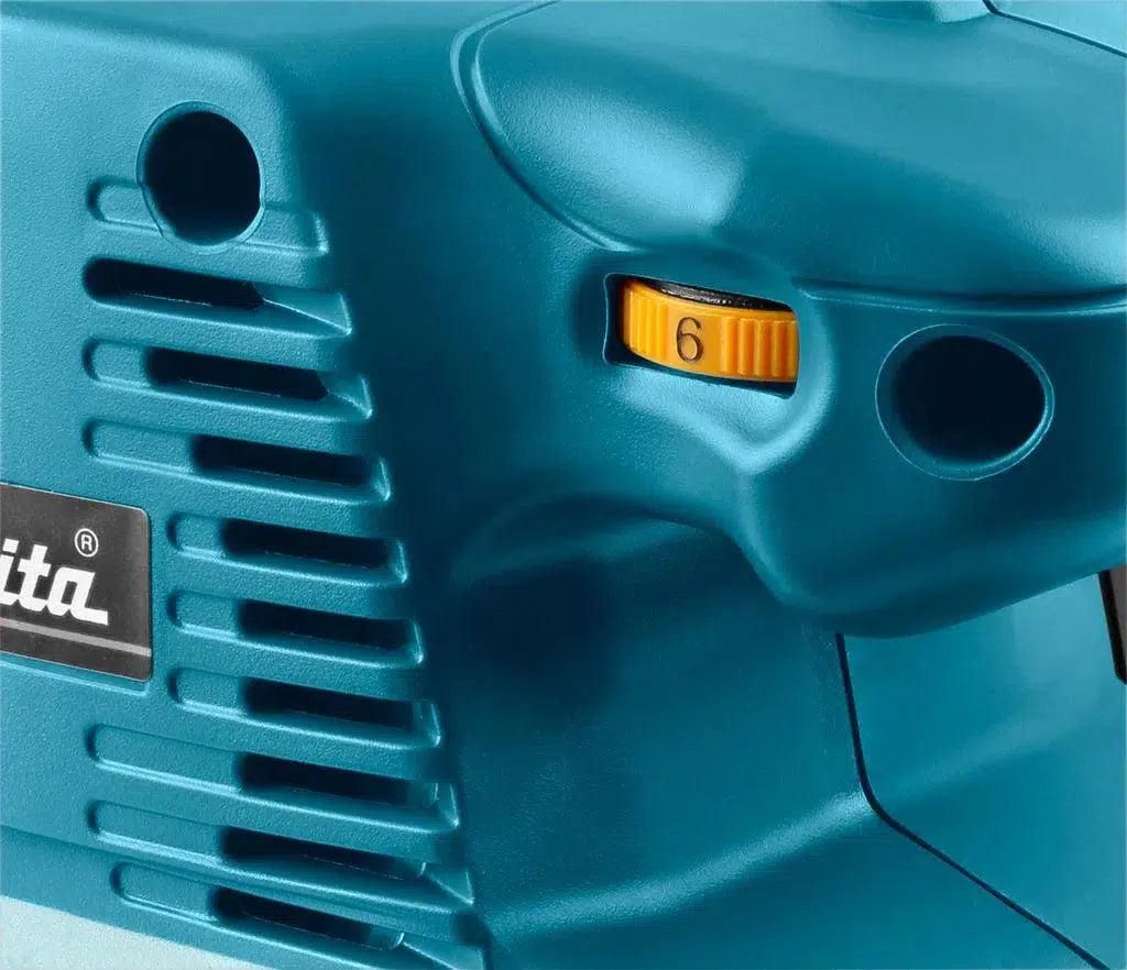 https://api.mastertools.nl/media/catalog/product/cache/4ac98b0d5e81b56bd000310ba88c60e0/m/a/makita-9911j-bandschuurmachine-in-mbox-0088381641166-mastertools_nl-6.jpg