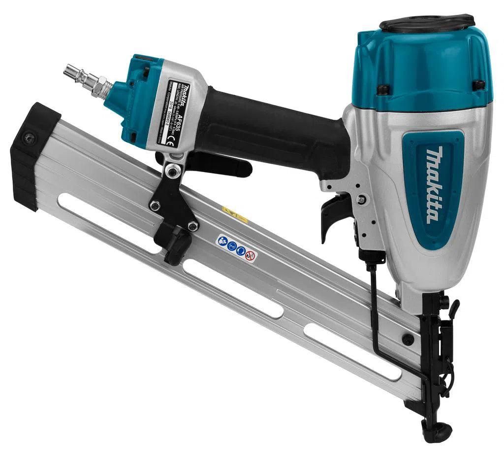 https://api.mastertools.nl/media/catalog/product/cache/4ac98b0d5e81b56bd000310ba88c60e0/m/a/makita-af635-8-bar-brad-tacker-15-ga-in-koffer-0088381822398-mastertools_nl-5.jpg