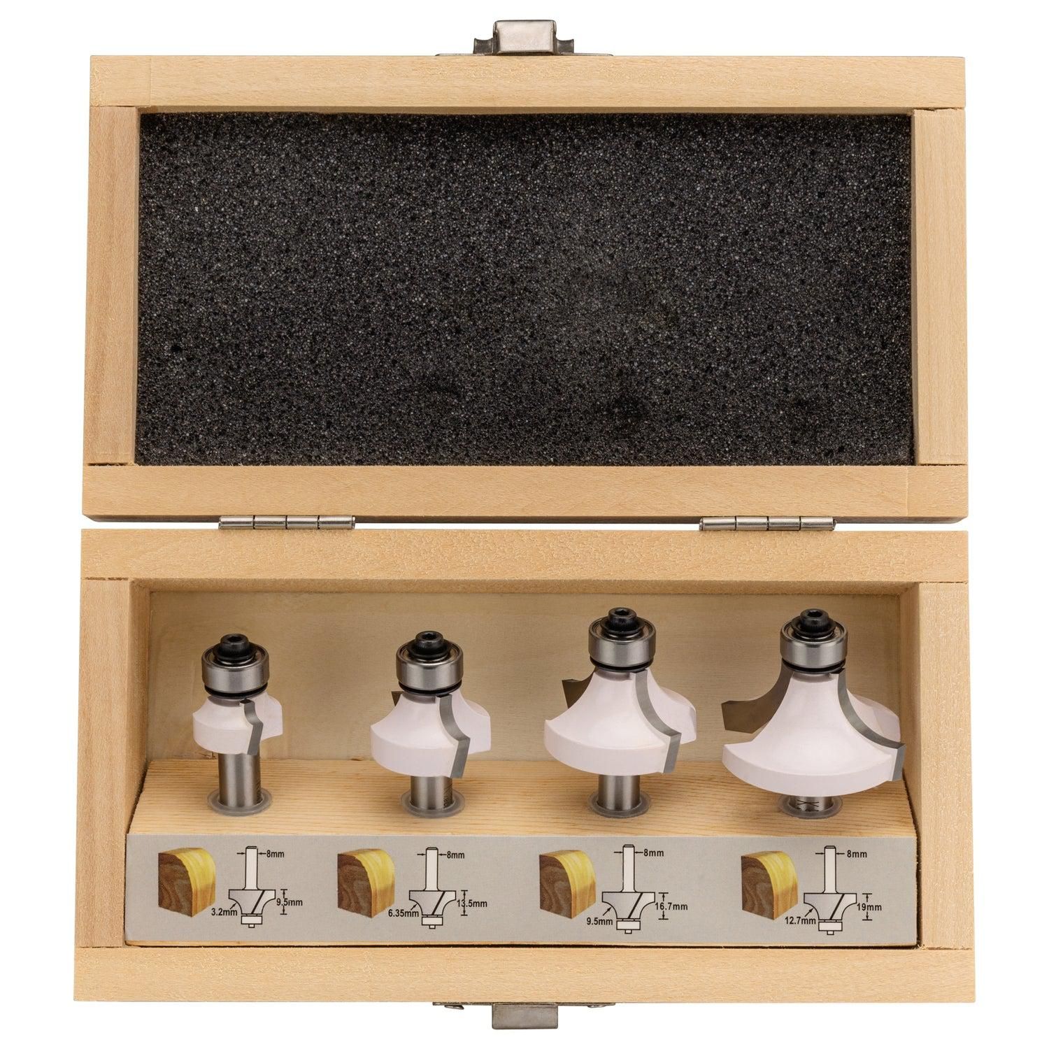 https://api.mastertools.nl/media/catalog/product/cache/4ac98b0d5e81b56bd000310ba88c60e0/m/a/makita-d-53534-frezenset-afrondfrees-8mm-4-delig-0088381449908-mastertools_nl-2.jpg