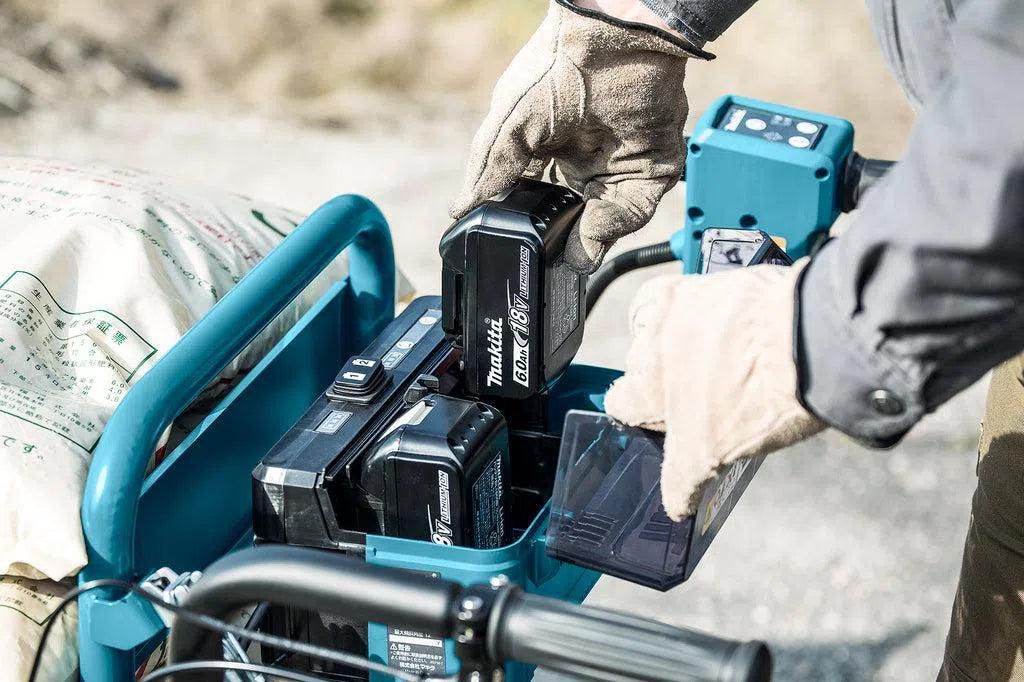 https://api.mastertools.nl/media/catalog/product/cache/4ac98b0d5e81b56bd000310ba88c60e0/m/a/makita-dcu180z-accu-kruiwagen-18v-met-nul-tilbelasting-basic-body-0088381849760-mastertools_nl-4.jpg