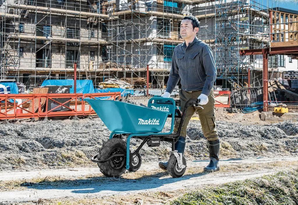 https://api.mastertools.nl/media/catalog/product/cache/4ac98b0d5e81b56bd000310ba88c60e0/m/a/makita-dcu180zx1-accu-kruiwagen-18v-met-rek-zonder-tilbelasting-basic-body-0088381930970-mastertools_nl-7.jpg