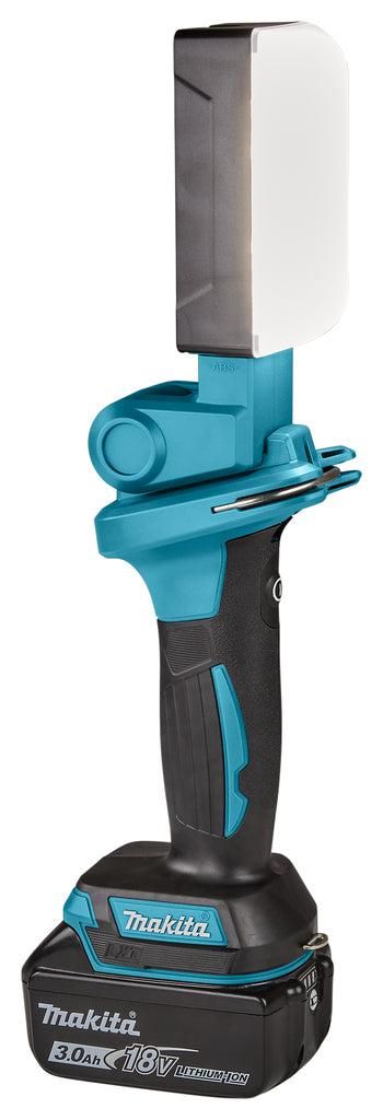 https://api.mastertools.nl/media/catalog/product/cache/4ac98b0d5e81b56bd000310ba88c60e0/m/a/makita-debdml816-accu-led-zaklamp-500lm-144v-18v-lxt-met-lampenkap-0088381755160-mastertools_nl-9.jpg