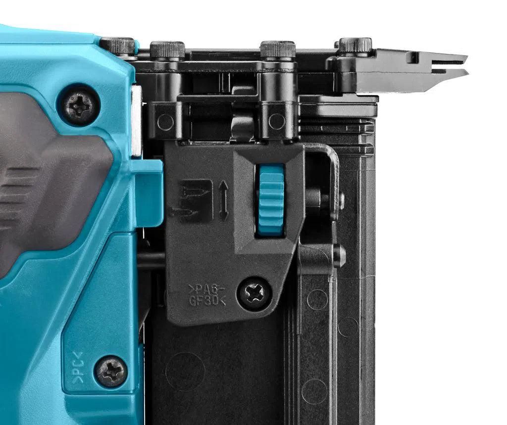 https://api.mastertools.nl/media/catalog/product/cache/4ac98b0d5e81b56bd000310ba88c60e0/m/a/makita-dfn350zj-accu-brad-tacker-18v-basic-body-in-mbox-0088381882767-mastertools_nl-3.jpg