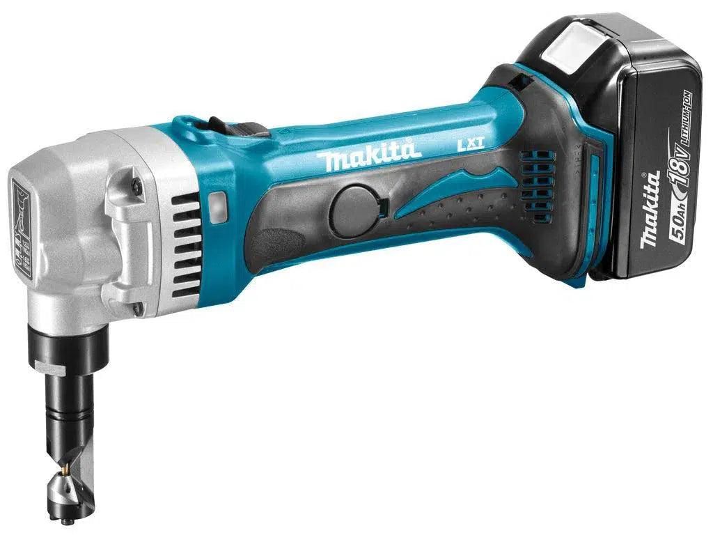 https://api.mastertools.nl/media/catalog/product/cache/4ac98b0d5e81b56bd000310ba88c60e0/m/a/makita-djn161rtj-accu-knabbelschaar-18v-5_0ah-in-mbox-0088381816687-mastertools_nl-2.jpg