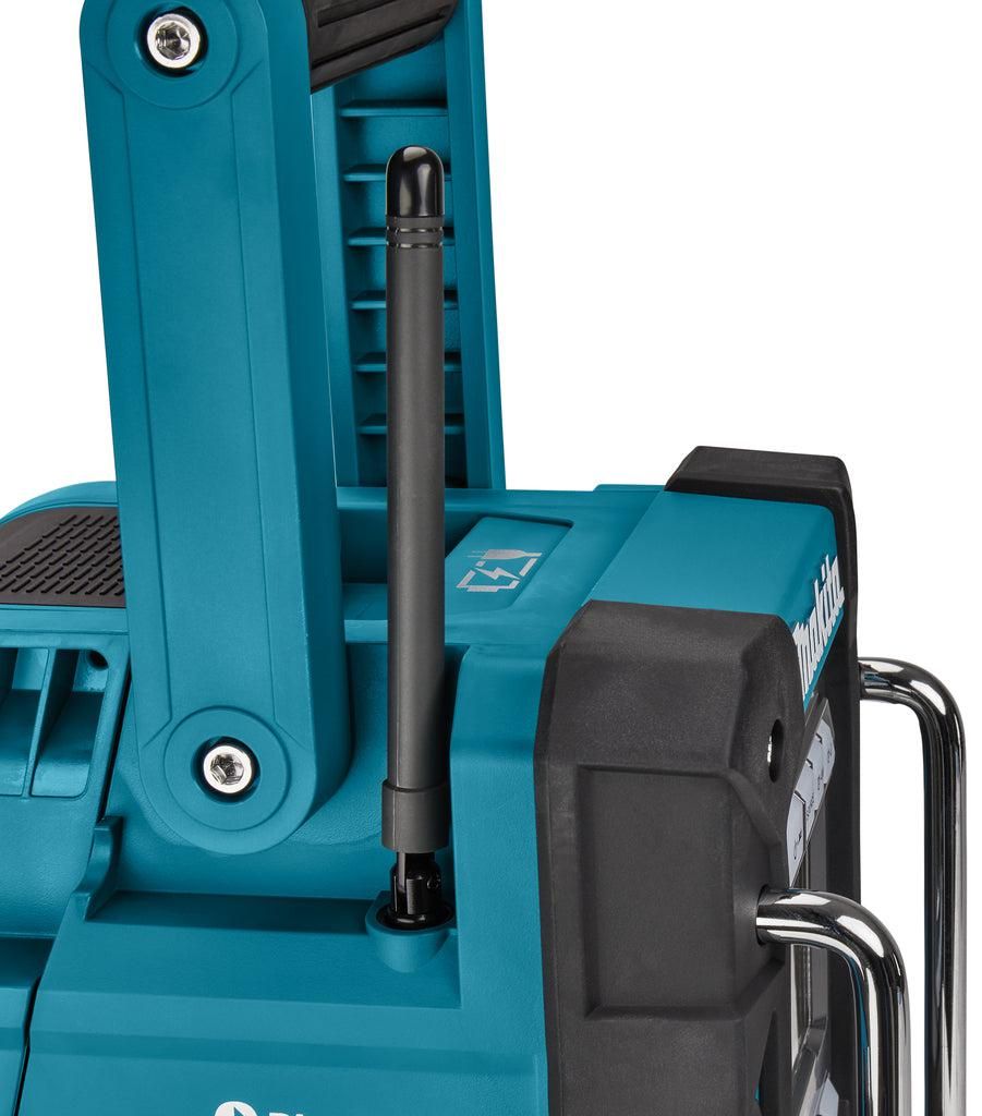 https://api.mastertools.nl/media/catalog/product/cache/4ac98b0d5e81b56bd000310ba88c60e0/m/a/makita-dmr301-accu-bouwradio-108-230v-basic-body-0088381899550-mastertools_nl-8.jpg