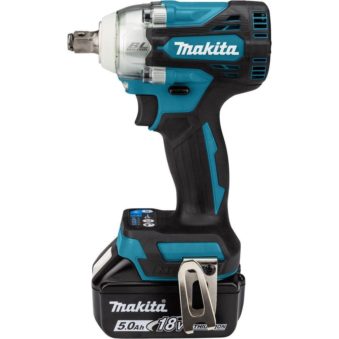 https://api.mastertools.nl/media/catalog/product/cache/4ac98b0d5e81b56bd000310ba88c60e0/m/a/makita-dtw300rtj-accu-slagmoersleutel-18v-5_0ah-in-mbox-0088381898041-mastertools_nl-2.jpg
