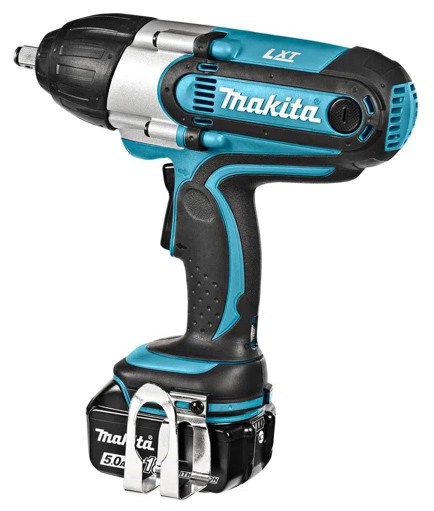 https://api.mastertools.nl/media/catalog/product/cache/4ac98b0d5e81b56bd000310ba88c60e0/m/a/makita-dtw450rtj-accu-slagmoersleutel-18v-5_0ah-in-mbox-0088381816632-mastertools_nl-5.jpg