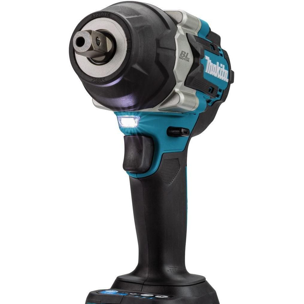 https://api.mastertools.nl/media/catalog/product/cache/4ac98b0d5e81b56bd000310ba88c60e0/m/a/makita-dtw701zj-accu-slagmoersleutel-18v-basic-body-in-mbox-0088381723930-mastertools_nl-3.jpg