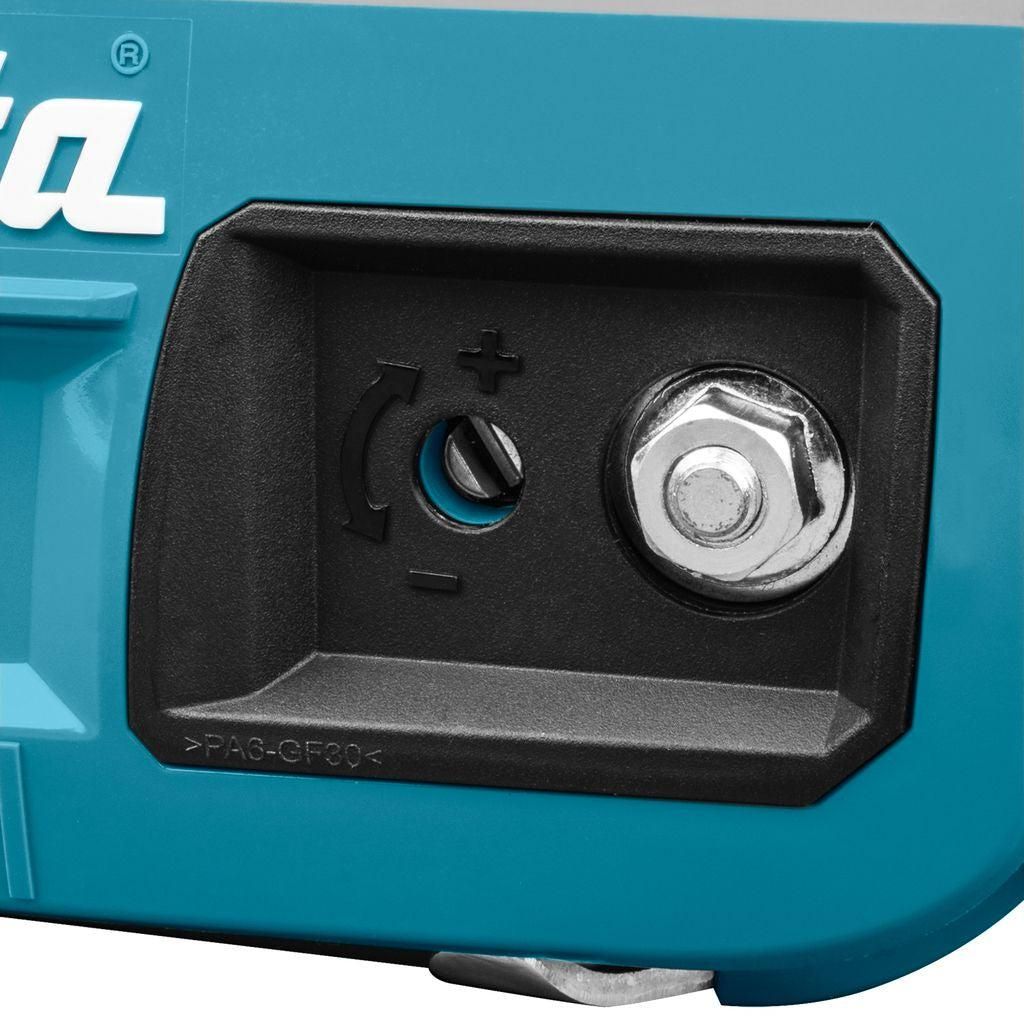https://api.mastertools.nl/media/catalog/product/cache/4ac98b0d5e81b56bd000310ba88c60e0/m/a/makita-duc254z001-lxt-18v-tophandle-kettingzaag-25-cm-basic-body-0088381775403-mastertools_nl-10.jpg