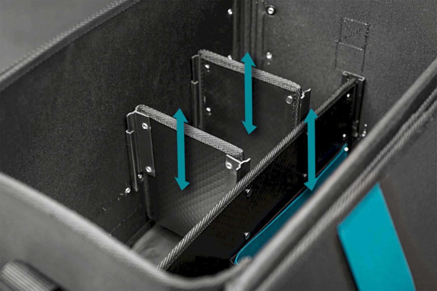 https://api.mastertools.nl/media/catalog/product/cache/4ac98b0d5e81b56bd000310ba88c60e0/m/a/makita-e-15394-gereedschapskoffer-extra-stevig-32l-0088381598576-mastertools_nl-6.jpg