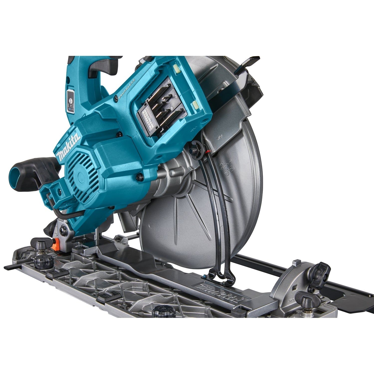 https://api.mastertools.nl/media/catalog/product/cache/4ac98b0d5e81b56bd000310ba88c60e0/m/a/makita-hs009gz-accu-cirkelzaag-235-mm-40v-max-basic-body-0088381758192-mastertools_nl-6.jpg
