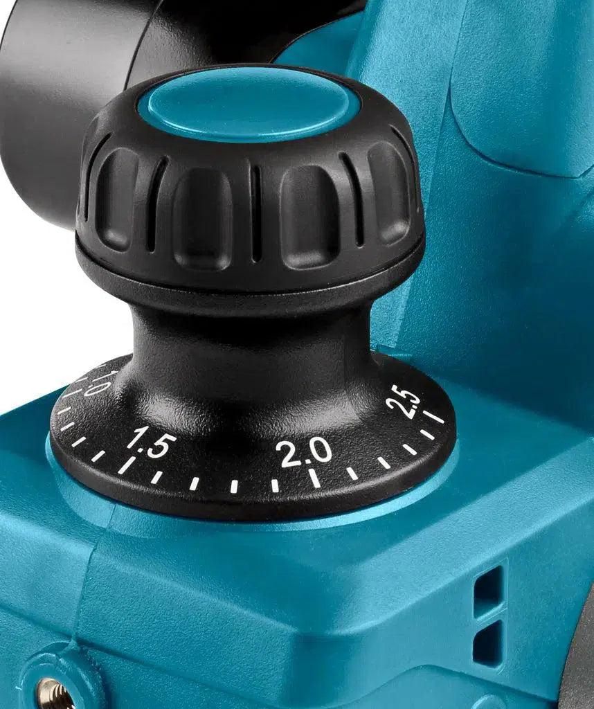 https://api.mastertools.nl/media/catalog/product/cache/4ac98b0d5e81b56bd000310ba88c60e0/m/a/makita-kp0800k-schaaf-in-koffer-0088381603935-mastertools_nl-6.jpg
