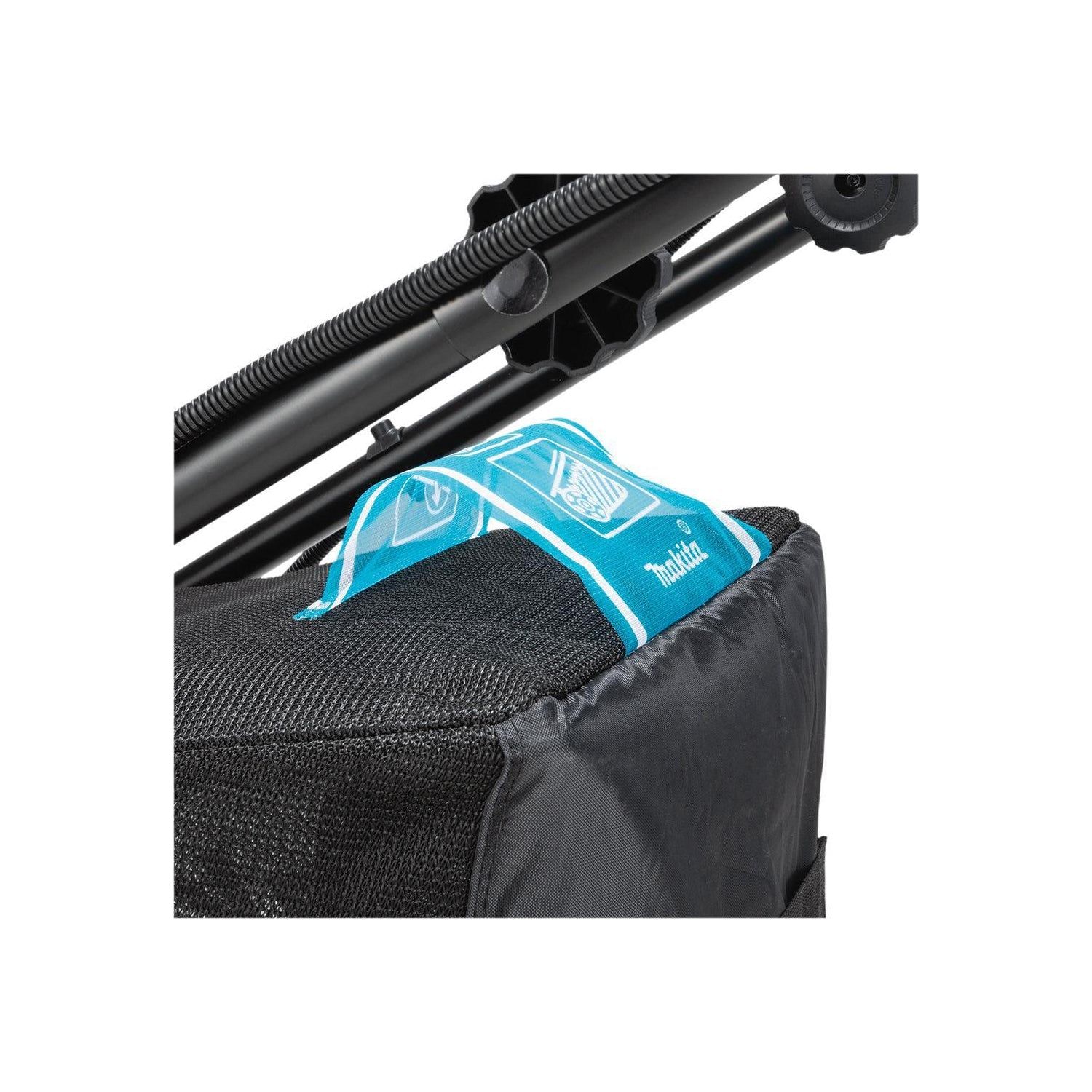 https://api.mastertools.nl/media/catalog/product/cache/4ac98b0d5e81b56bd000310ba88c60e0/m/a/makita-lm002gz-accu-grasmaaier-53cm-xgt-40v-max-basic-body-0088381773959-mastertools_nl-7.jpg