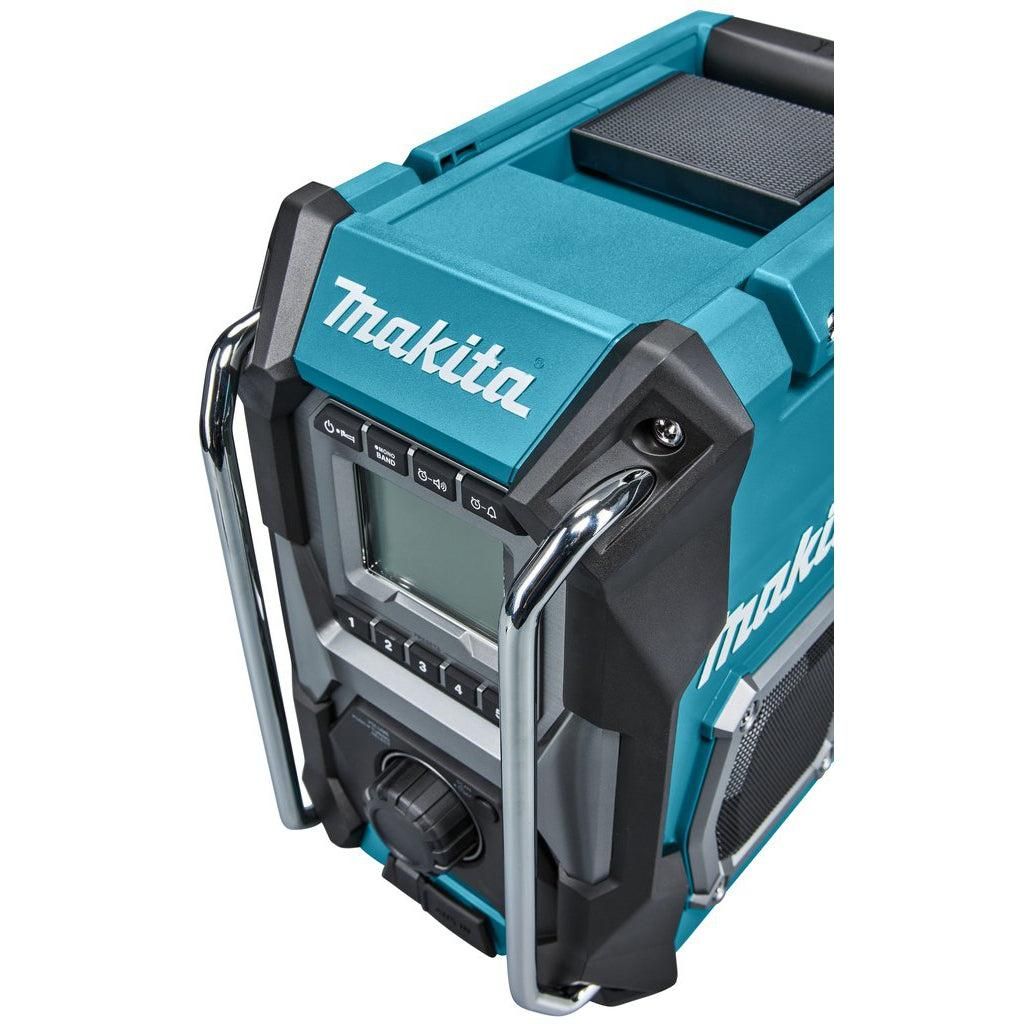 https://api.mastertools.nl/media/catalog/product/cache/4ac98b0d5e81b56bd000310ba88c60e0/m/a/makita-mr001gz-accu-bouwradio-fmam-12v-230v-basic-body-0088381739009-mastertools_nl-3.jpg