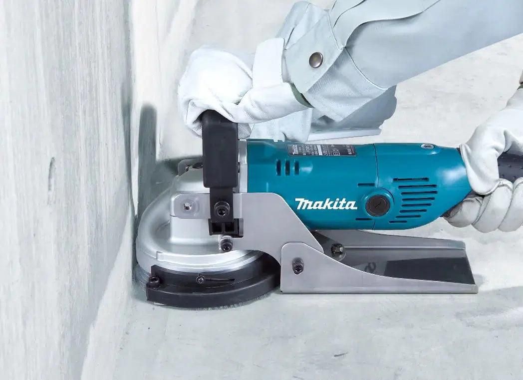 https://api.mastertools.nl/media/catalog/product/cache/4ac98b0d5e81b56bd000310ba88c60e0/m/a/makita-pc5001c-betonschaaf-125mm-1450w-230v-in-koffer-0088381099134-mastertools_nl-5.jpg