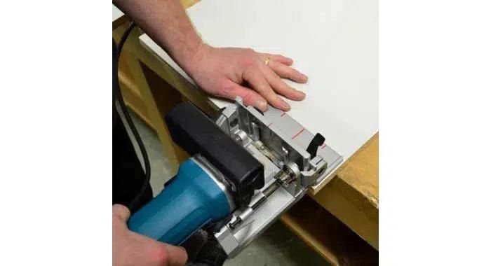 https://api.mastertools.nl/media/catalog/product/cache/4ac98b0d5e81b56bd000310ba88c60e0/m/a/makita-pj7000-lamellenfrees-0088381622851-mastertools_nl-5.jpg