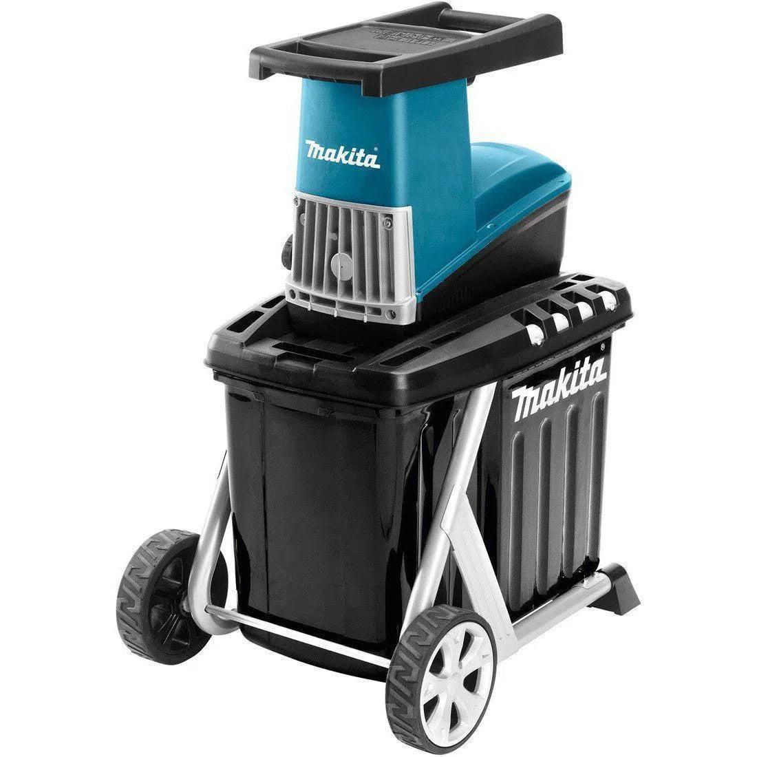https://api.mastertools.nl/media/catalog/product/cache/4ac98b0d5e81b56bd000310ba88c60e0/m/a/makita-ud2500-hakselaar-0088381643818-mastertools_nl-2.jpg