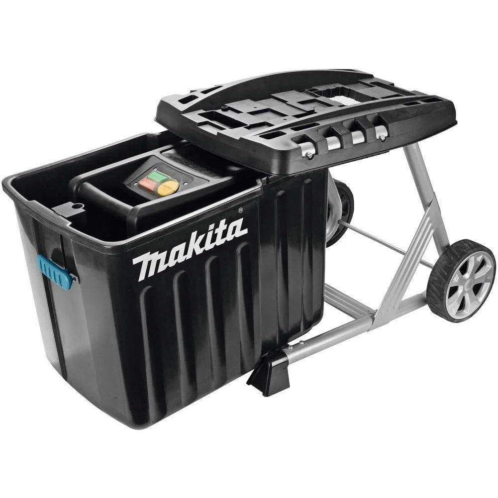 https://api.mastertools.nl/media/catalog/product/cache/4ac98b0d5e81b56bd000310ba88c60e0/m/a/makita-ud2500-hakselaar-0088381643818-mastertools_nl-4.jpg