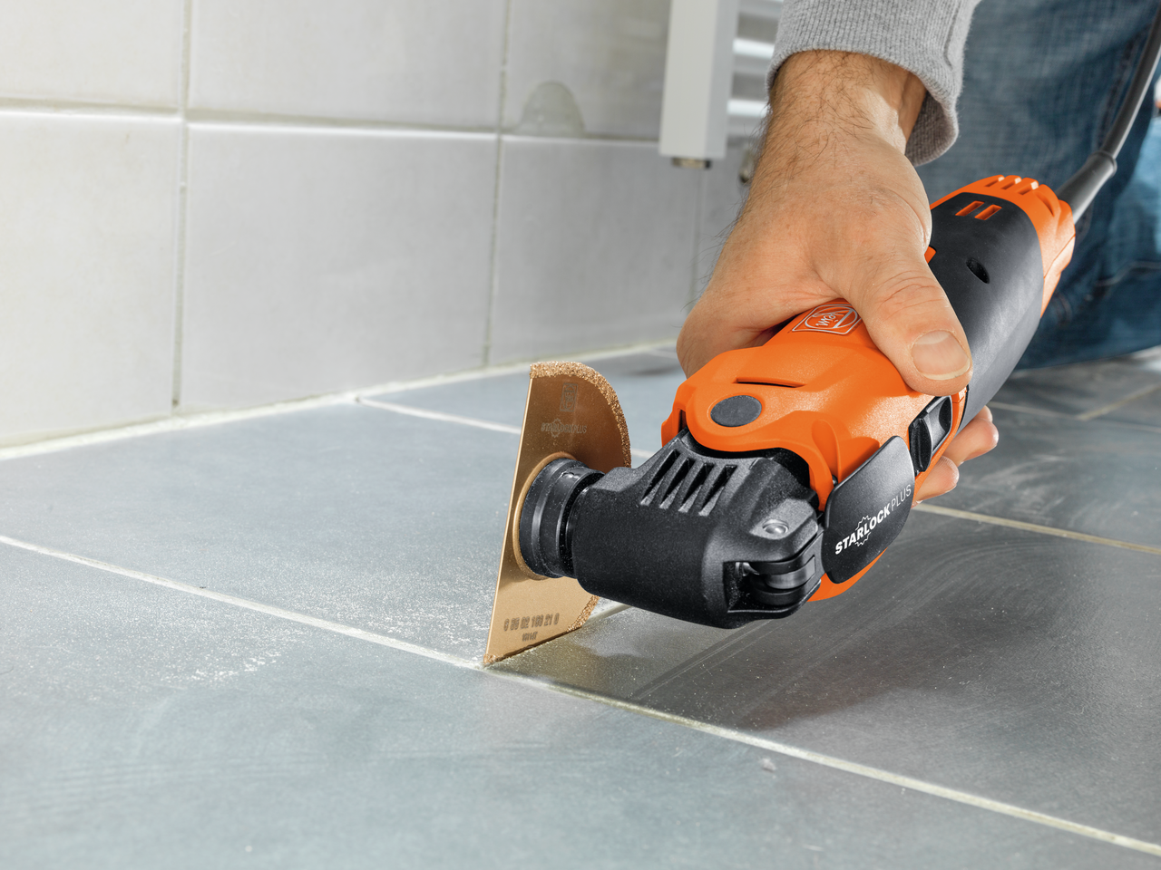 https://api.mastertools.nl/media/catalog/product/cache/4ac98b0d5e81b56bd000310ba88c60e0/m/a/master-2.png