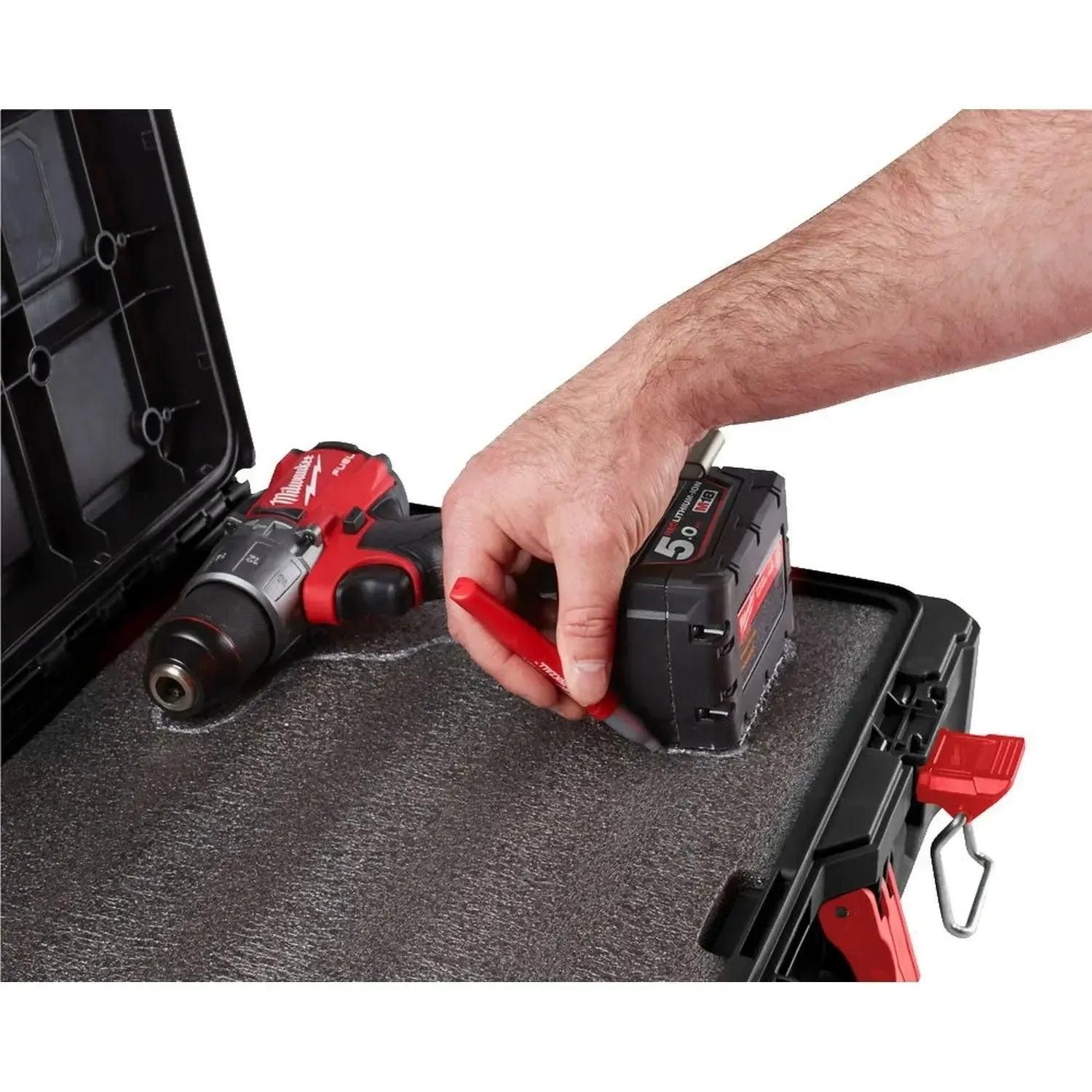 https://api.mastertools.nl/media/catalog/product/cache/4ac98b0d5e81b56bd000310ba88c60e0/m/i/milwaukee-4932471428-packout-schuiminlage-ve2-4058546290566-mastertools_nl-2.jpg