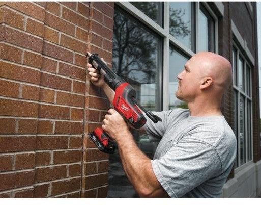 https://api.mastertools.nl/media/catalog/product/cache/4ac98b0d5e81b56bd000310ba88c60e0/m/i/milwaukee-c18-pcg310c-201b-accu-kit-lijmpistool-m18tm-in-tas-4933441310-4002395001439-mastertools_nl-3.jpg