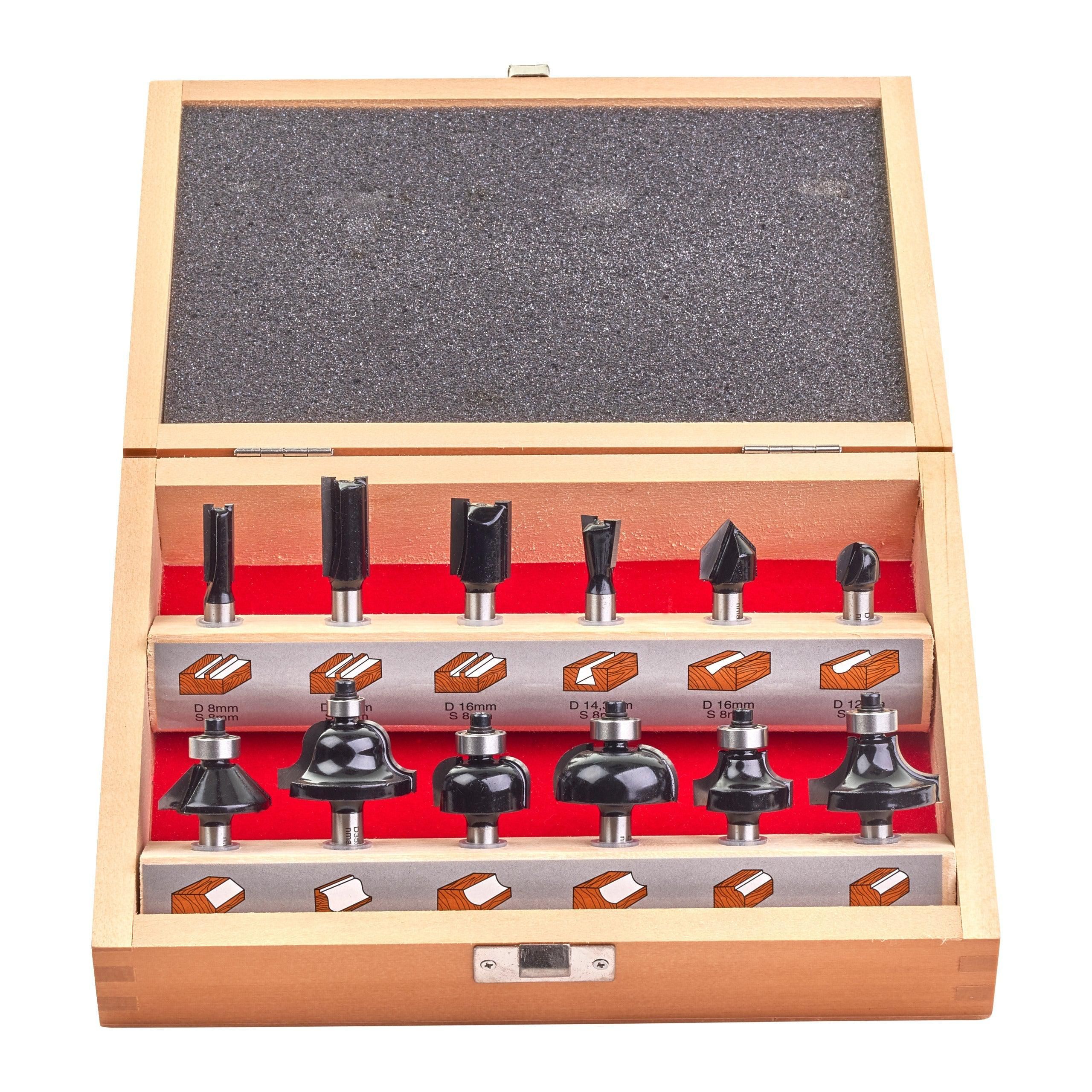 https://api.mastertools.nl/media/catalog/product/cache/4ac98b0d5e81b56bd000310ba88c60e0/m/i/milwaukee-frezen-bit-set-12-stuks-4932451668-4002395275564-mastertools_nl.jpg
