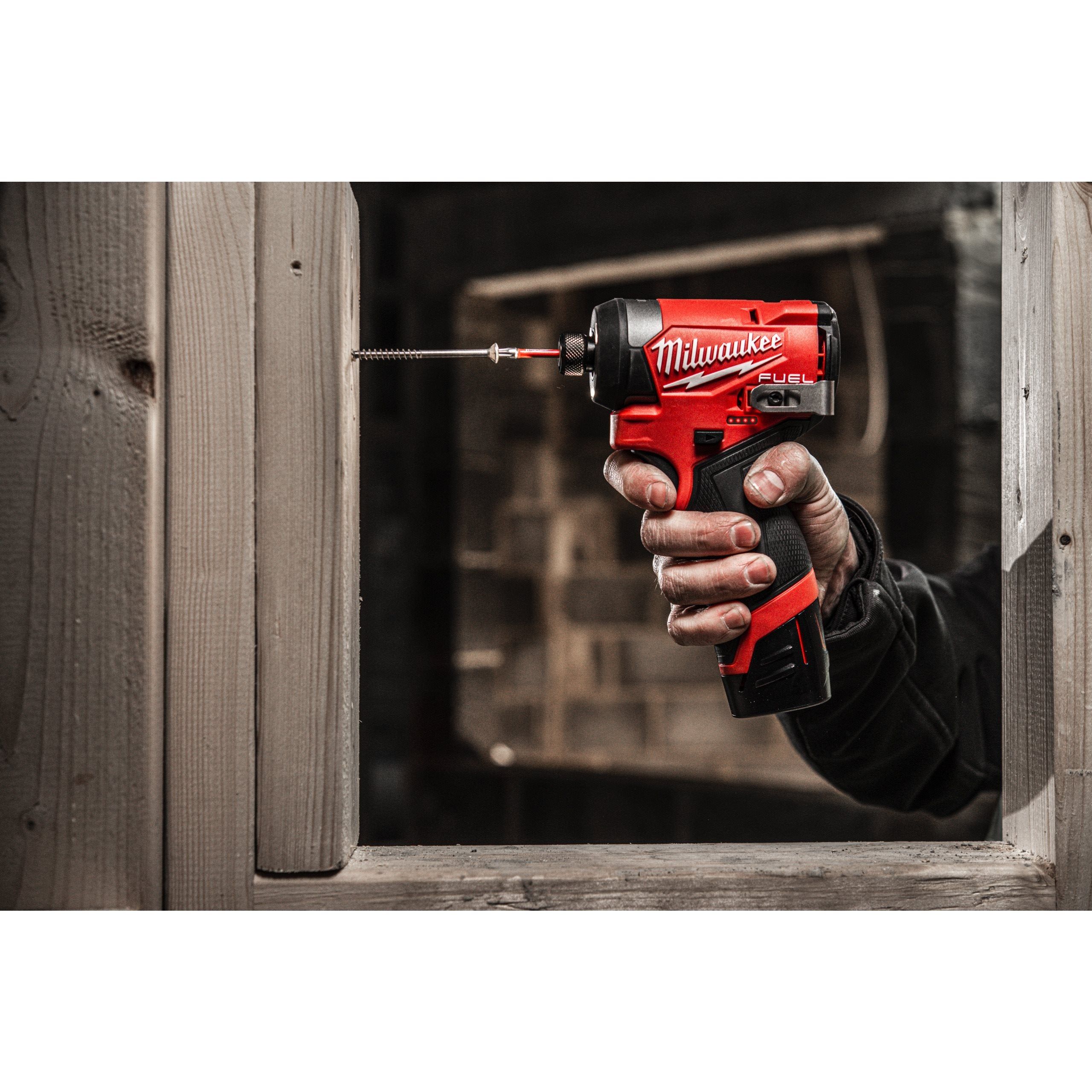 https://api.mastertools.nl/media/catalog/product/cache/4ac98b0d5e81b56bd000310ba88c60e0/m/i/milwaukee-m12-fid2-0-fueltm-subcompacte-accu-slagschroevendraaier-14-12v-basic-body-4933479876-4058546376703-mastertools_nl-3.jpg