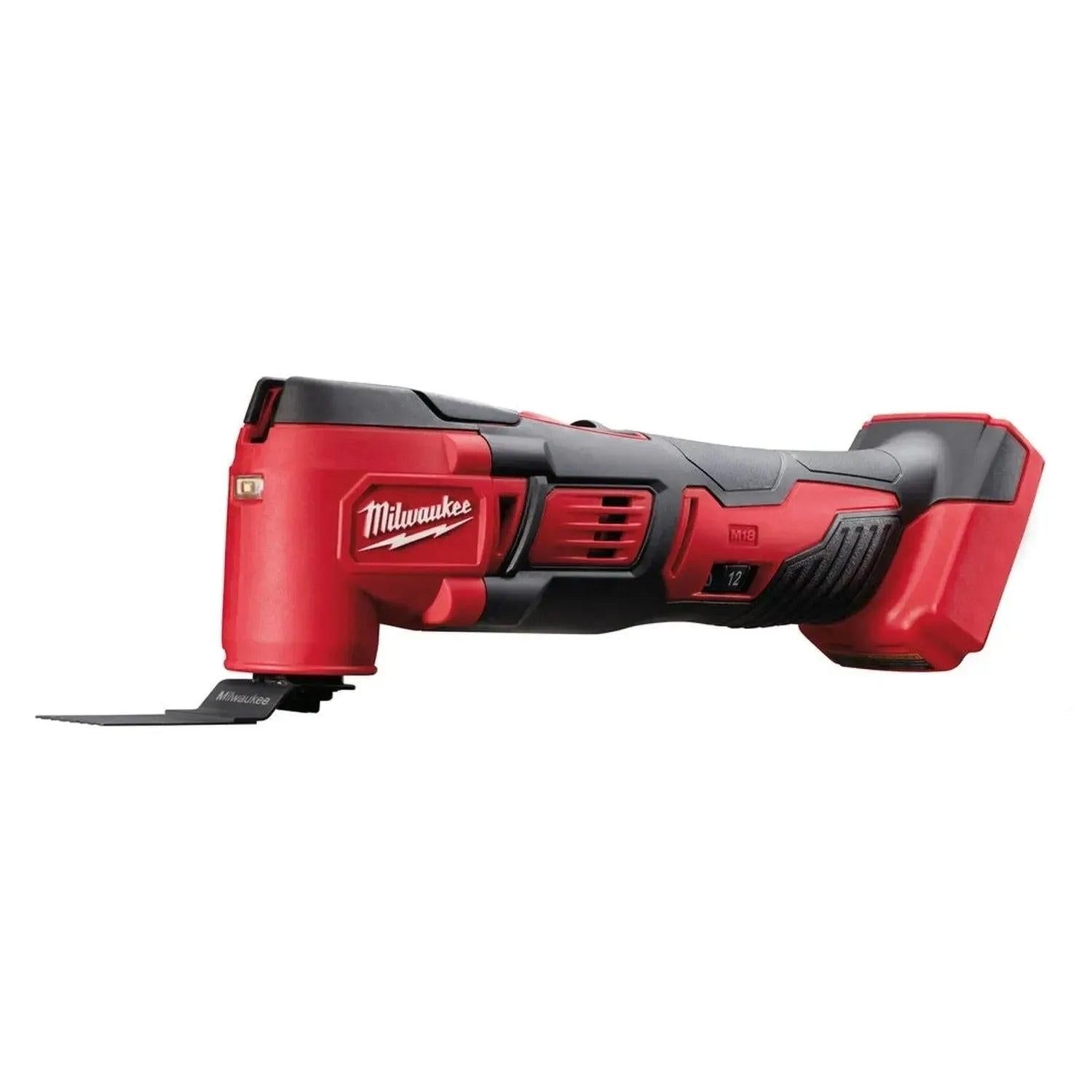 https://api.mastertools.nl/media/catalog/product/cache/4ac98b0d5e81b56bd000310ba88c60e0/m/i/milwaukee-m18-bmt-0-accu-multitool-basic-body-4933446203-4002395004928-mastertools_nl.jpg