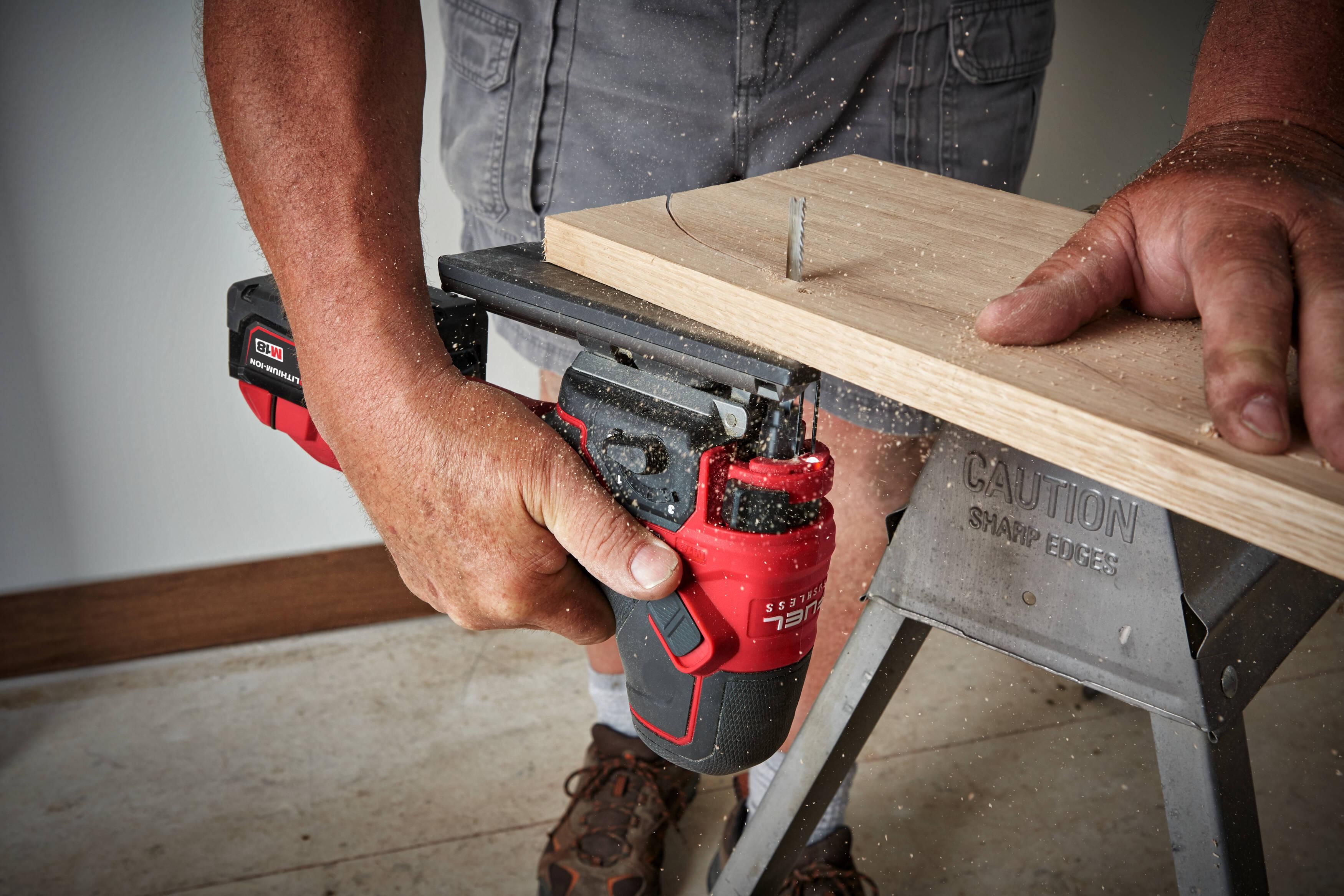 https://api.mastertools.nl/media/catalog/product/cache/4ac98b0d5e81b56bd000310ba88c60e0/m/i/milwaukee-m18-fbjs-0x-accu-decoupeerzaag-18v-basic-body-m18-fueltm-in-hd-box-4933464799-4058546227449-mastertools_nl-3.jpg
