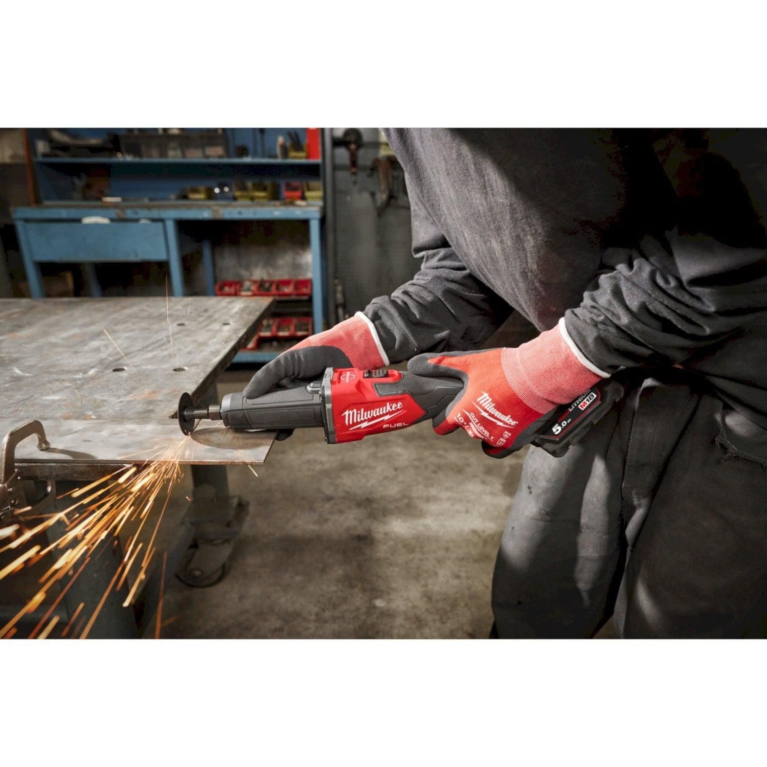 https://api.mastertools.nl/media/catalog/product/cache/4ac98b0d5e81b56bd000310ba88c60e0/m/i/milwaukee-m18-fdgrb-0x-accu-rechte-stiftslijper-met-rapidstoptm-en-schuifschakelaar-gen-ii-basic-body-in-hd-box-4933480953-4058546412388-mastertools_nl-6.jpg