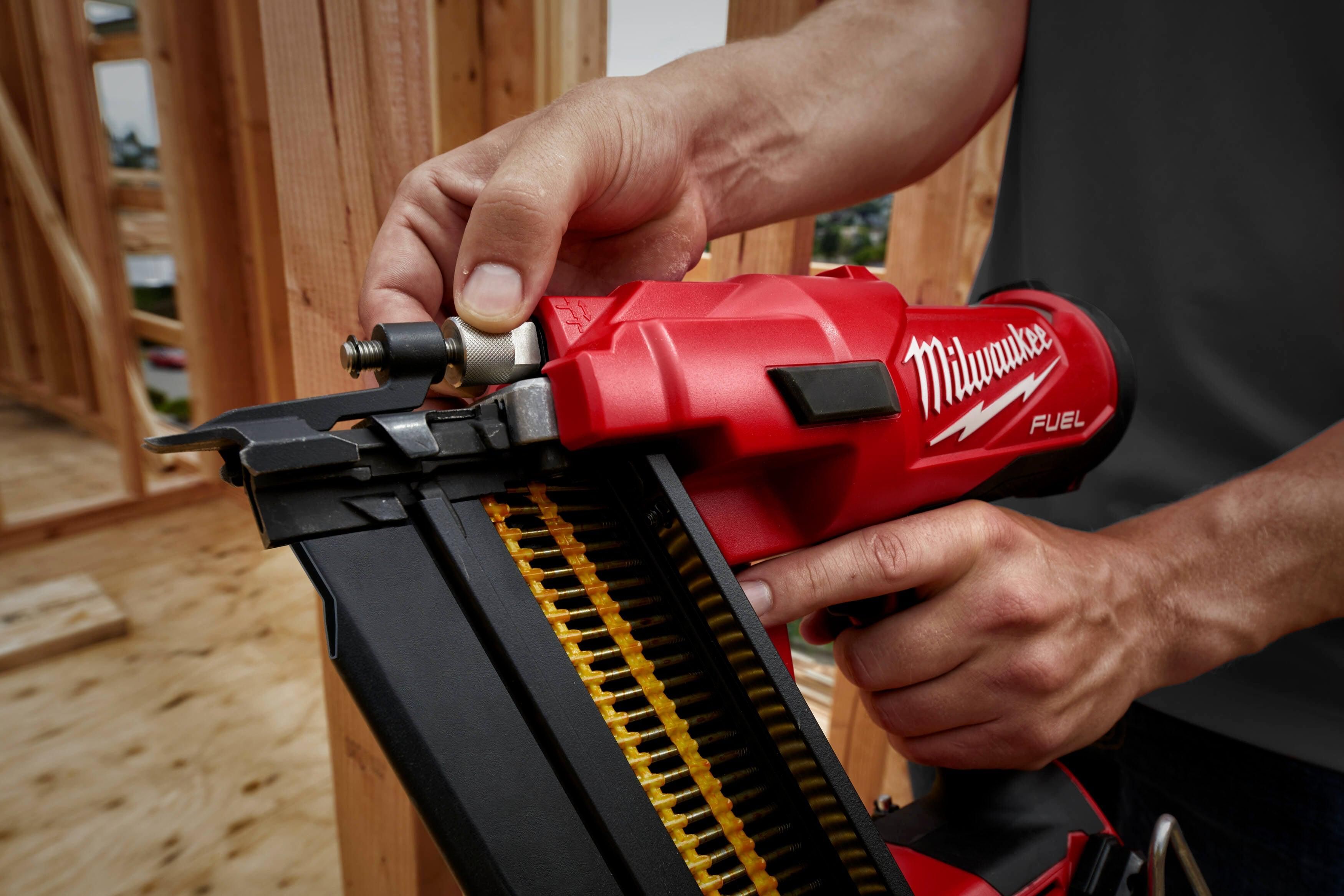 https://api.mastertools.nl/media/catalog/product/cache/4ac98b0d5e81b56bd000310ba88c60e0/m/i/milwaukee-m18-ffn21-0c-accu-constructie-tacker-18v-4933478993-4058546362751-mastertools_nl-7.jpg