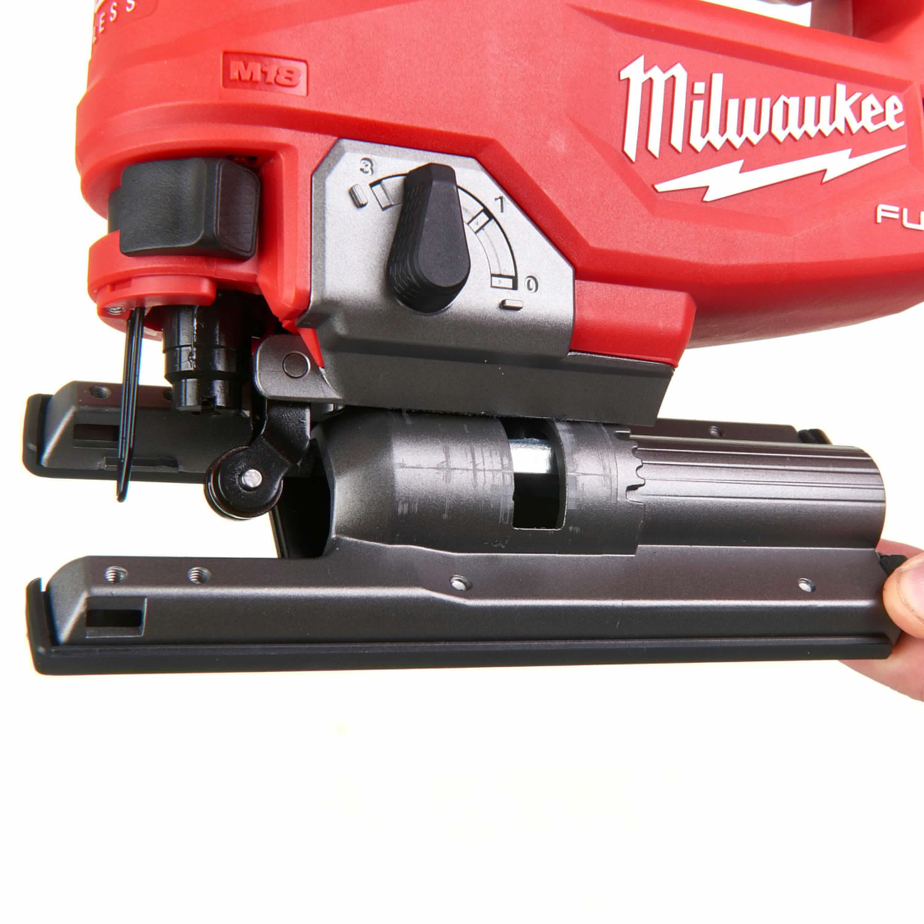 https://api.mastertools.nl/media/catalog/product/cache/4ac98b0d5e81b56bd000310ba88c60e0/m/i/milwaukee-m18-fjs-502x-accu-decoupeerzaag-25mm-18v-5_0ah-li-ion-m18-fueltm-in-hd-box-4933464727-4058546226725-mastertools_nl-3.jpg