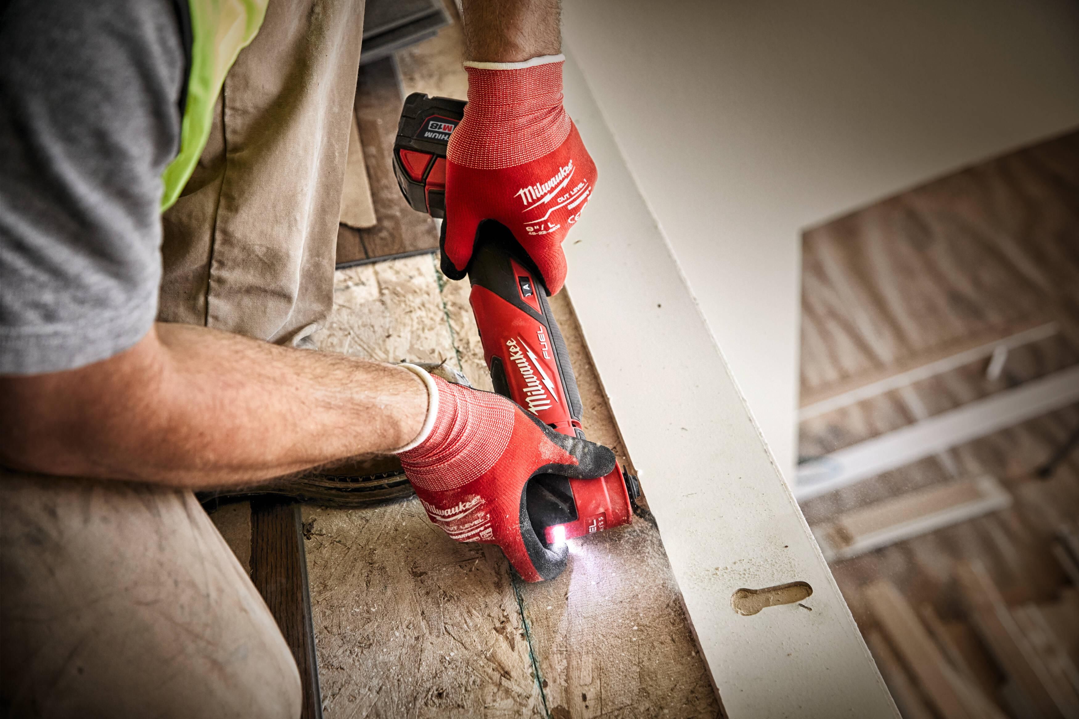 https://api.mastertools.nl/media/catalog/product/cache/4ac98b0d5e81b56bd000310ba88c60e0/m/i/milwaukee-m18-fmt-502x-fueltm-accu-multitool-18v-5_0ah-in-hd-box-4933478492-4058546346850-mastertools_nl-10.jpg