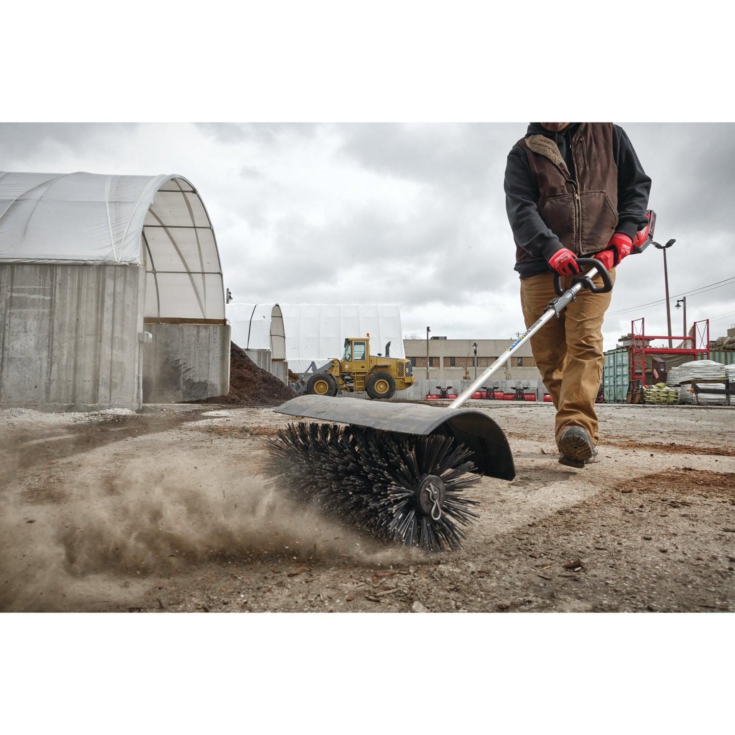 https://api.mastertools.nl/media/catalog/product/cache/4ac98b0d5e81b56bd000310ba88c60e0/m/i/milwaukee-m18-foph-bba-quik-loktm-borstel-opzetstuk-4932479985-4058546377793-mastertools_nl-4.jpg