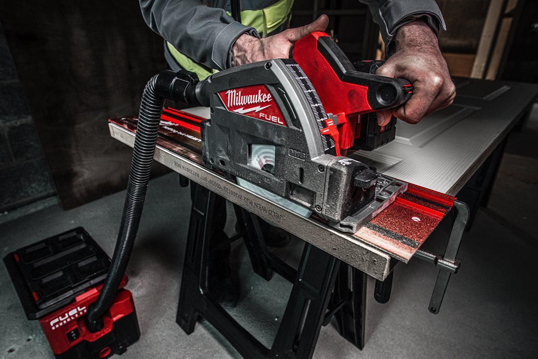 https://api.mastertools.nl/media/catalog/product/cache/4ac98b0d5e81b56bd000310ba88c60e0/m/i/milwaukee-m18-fps55-552p-accu-invalzaag-18v-55ah-in-packouttm-toolbox-4933478778-4058546360603-mastertools_nl-9.jpg