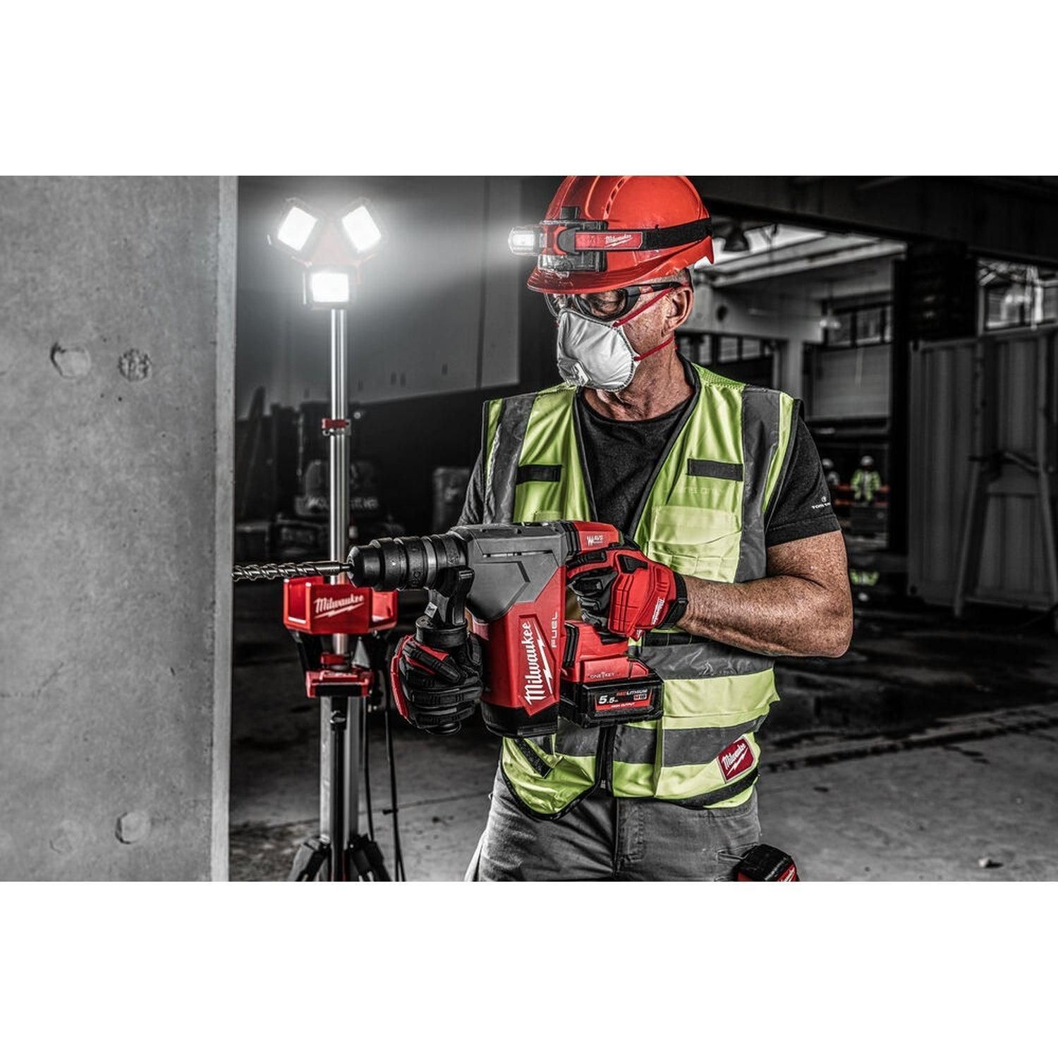 https://api.mastertools.nl/media/catalog/product/cache/4ac98b0d5e81b56bd000310ba88c60e0/m/i/milwaukee-m18-onefhpx-0x-one-keytm-accu-combihamer-32mm-sds-fixtectm-18v-basic-body-in-hd-box-4933478495-4058546346881-mastertools_nl-9.jpg