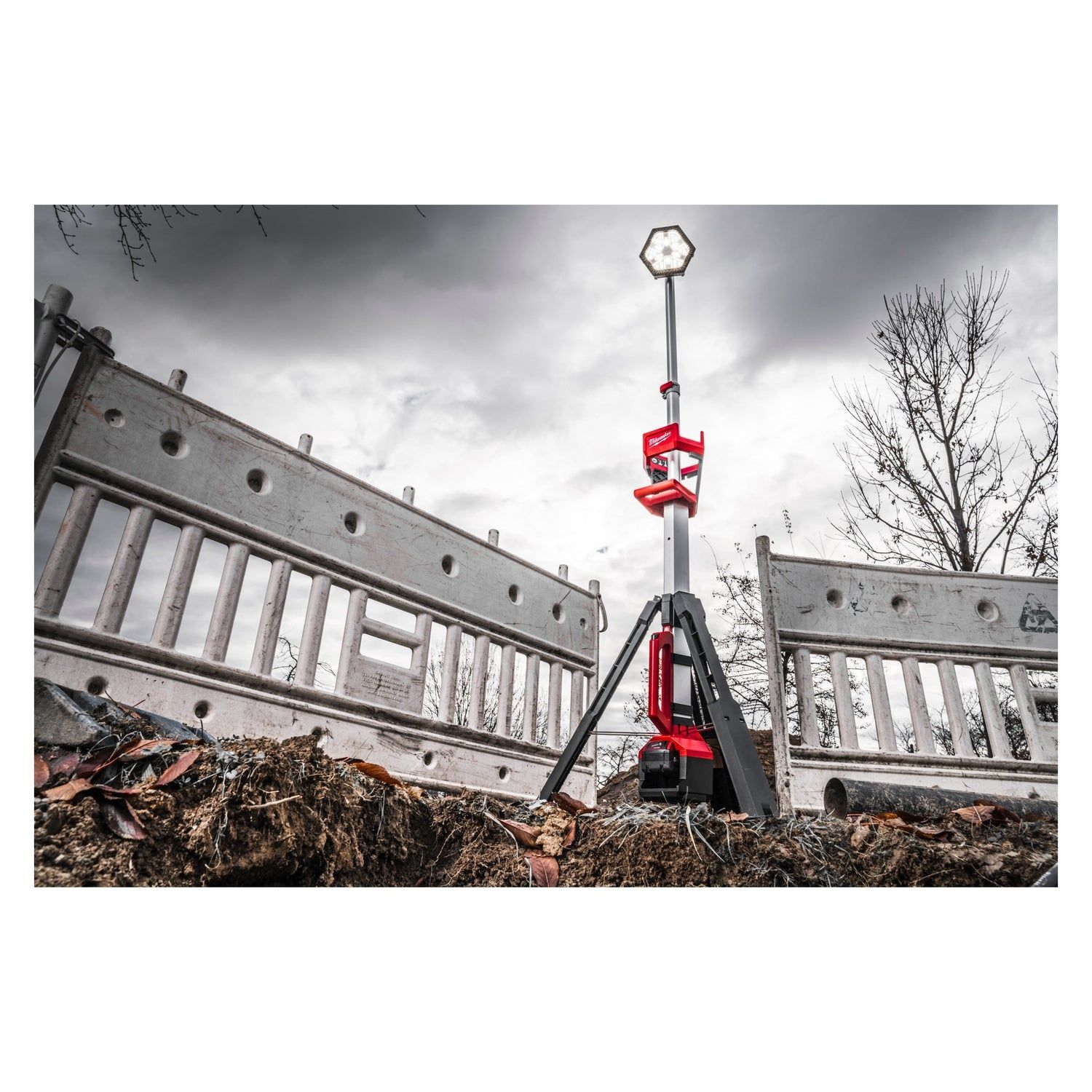 https://api.mastertools.nl/media/catalog/product/cache/4ac98b0d5e81b56bd000310ba88c60e0/m/i/milwaukee-m18-sal2-0-led-staande-lamp-18v-basic-body-4933492486-4058546418533-mastertools_nl-7.jpg