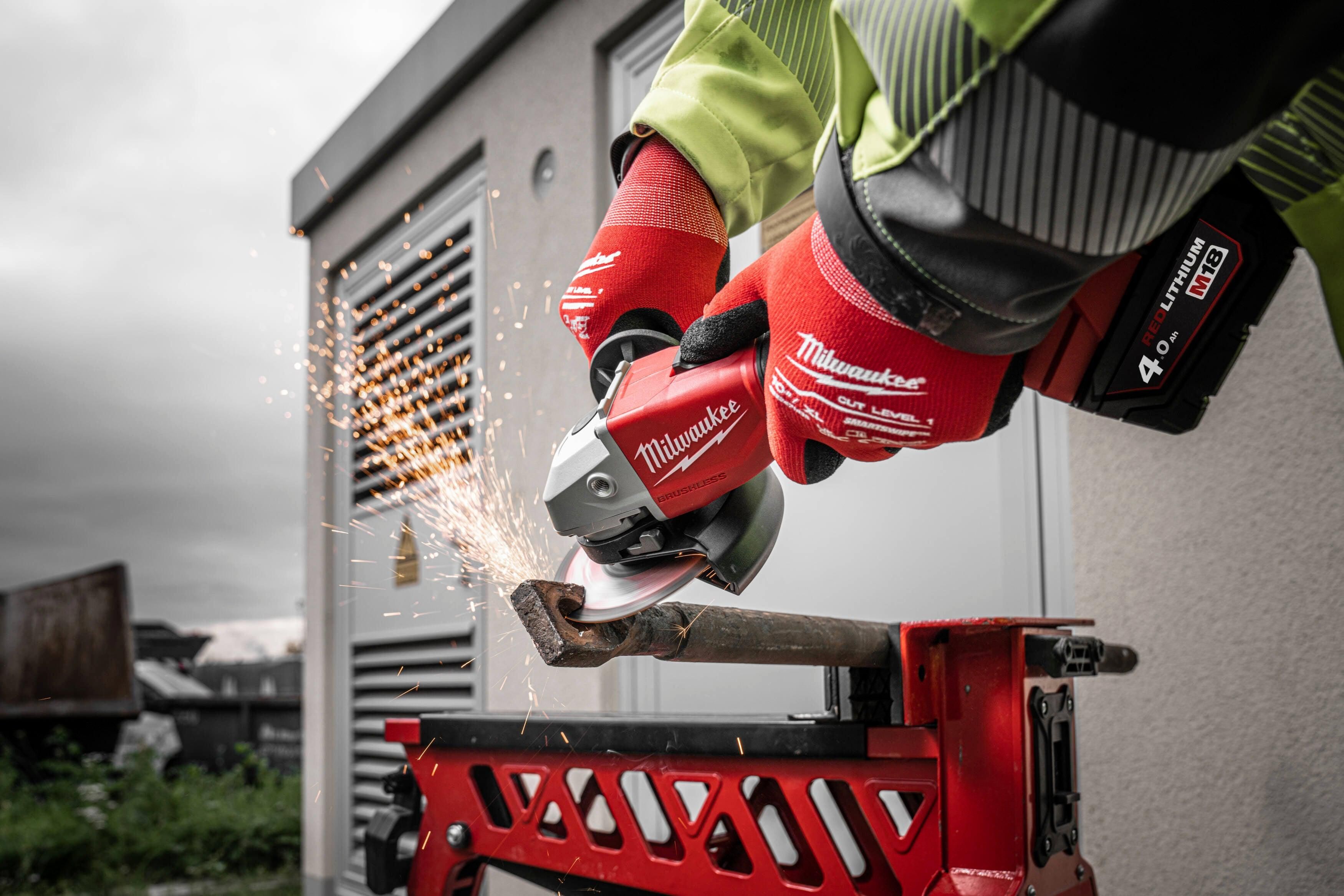 https://api.mastertools.nl/media/catalog/product/cache/4ac98b0d5e81b56bd000310ba88c60e0/m/i/milwaukee-m18tm-blsag125x-0-125mm-accu-haakse-slijper-18v-basic-body-4933492643-4058546413934-mastertools_nl-7.jpg