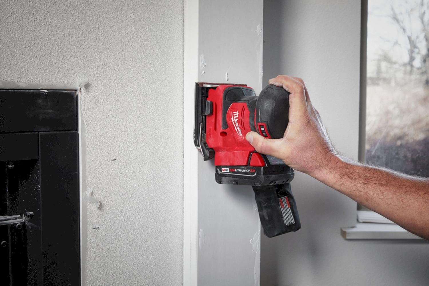 https://api.mastertools.nl/media/catalog/product/cache/4ac98b0d5e81b56bd000310ba88c60e0/m/i/milwaukee-m18tm-bqss-0-accu-vlakschuurmachine-18v-basic-body-4933479966-4058546377601-mastertools_nl-5.jpg
