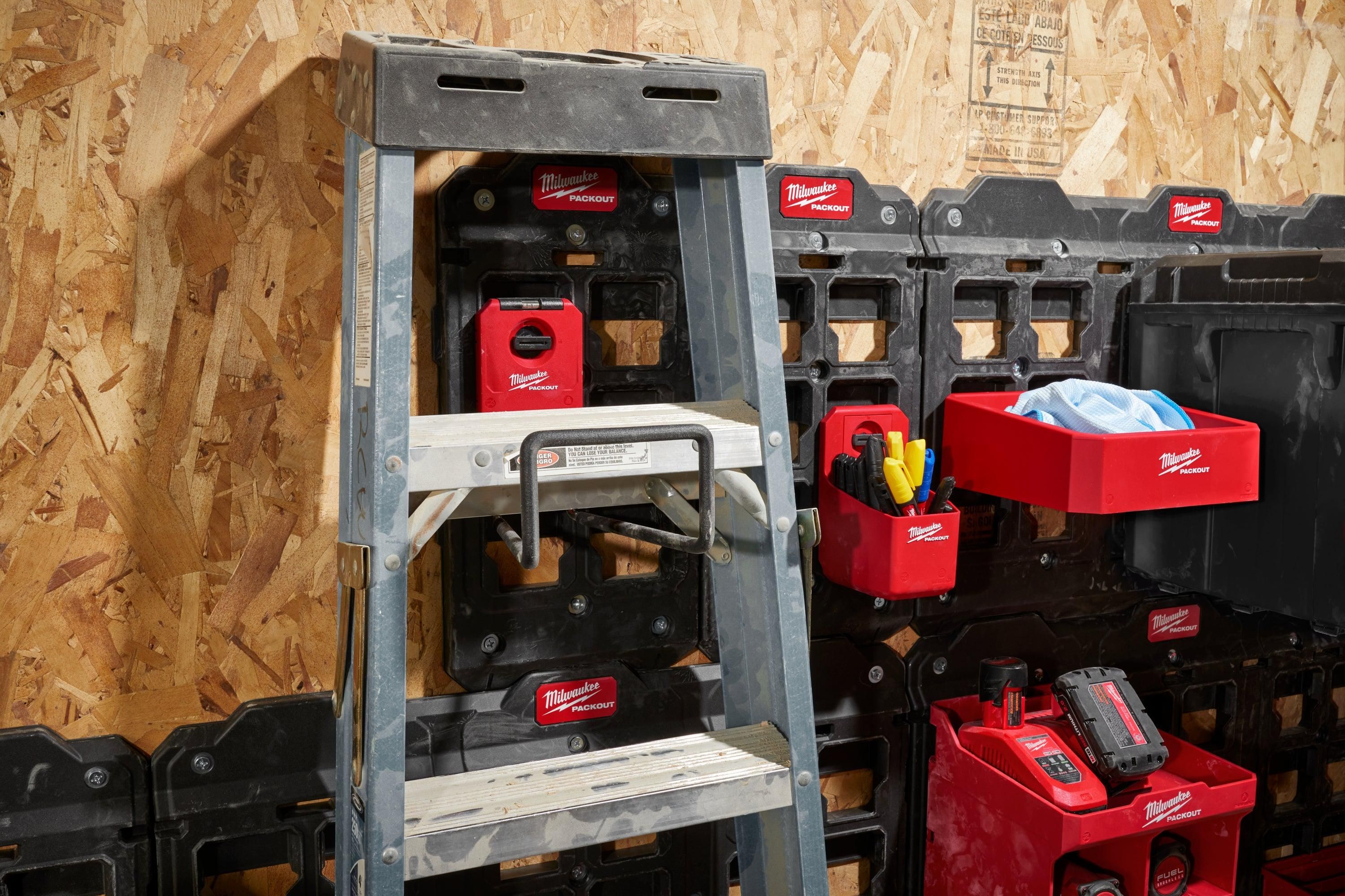 https://api.mastertools.nl/media/catalog/product/cache/4ac98b0d5e81b56bd000310ba88c60e0/m/i/milwaukee-packouttm-grote-haak-4932480702-4058546409876-mastertools_nl-4.jpg