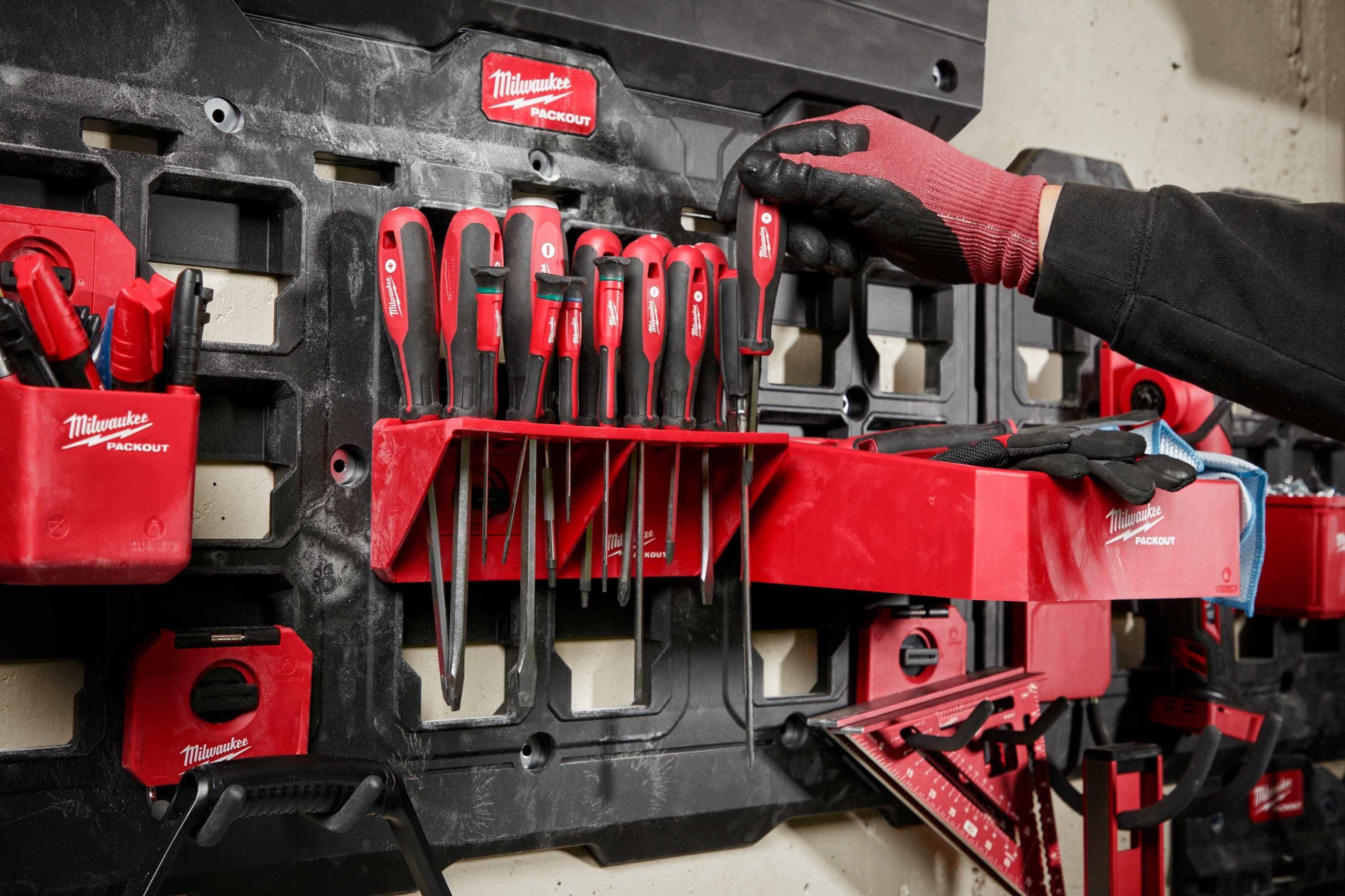 https://api.mastertools.nl/media/catalog/product/cache/4ac98b0d5e81b56bd000310ba88c60e0/m/i/milwaukee-packouttm-houder-voor-schroevendraaiers-4932480711-4058546409968-mastertools_nl-4.jpg