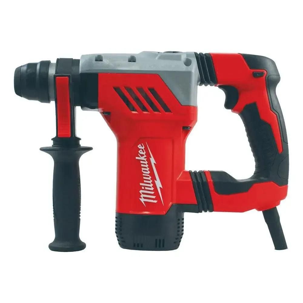https://api.mastertools.nl/media/catalog/product/cache/4ac98b0d5e81b56bd000310ba88c60e0/m/i/milwaukee-plh-28-e-combihamer-sds-4933446790-4002395005482-mastertools_nl.jpg