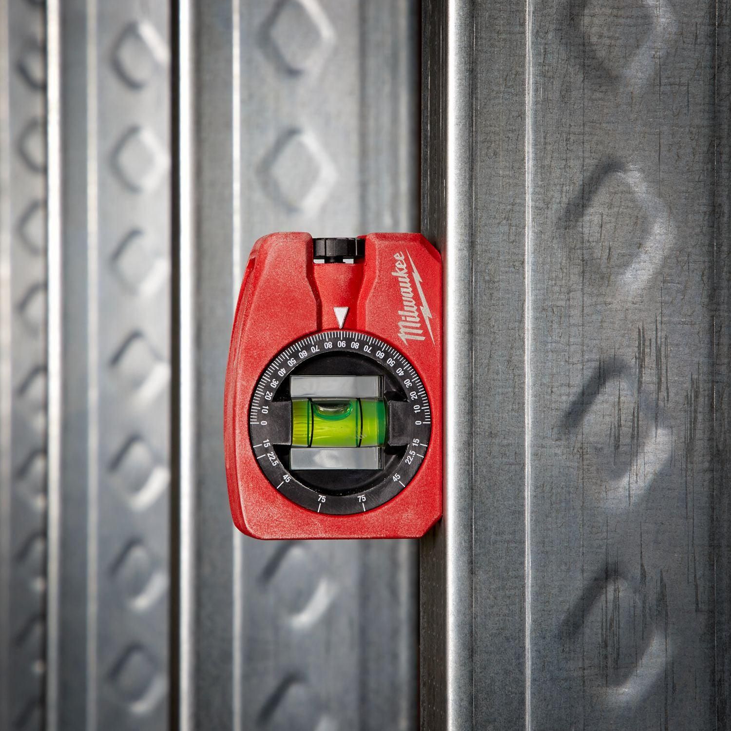 https://api.mastertools.nl/media/catalog/product/cache/4ac98b0d5e81b56bd000310ba88c60e0/m/i/milwaukeee-zakwaterpas-pocket-niveau-4932459597-4058546027698-a2.jpg