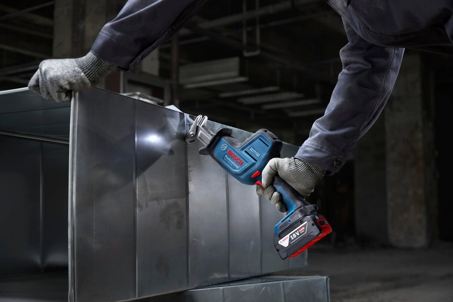 https://api.mastertools.nl/media/catalog/product/cache/4ac98b0d5e81b56bd000310ba88c60e0/o/4/o484430v186boschgsa18v-24close-up05.jpg
