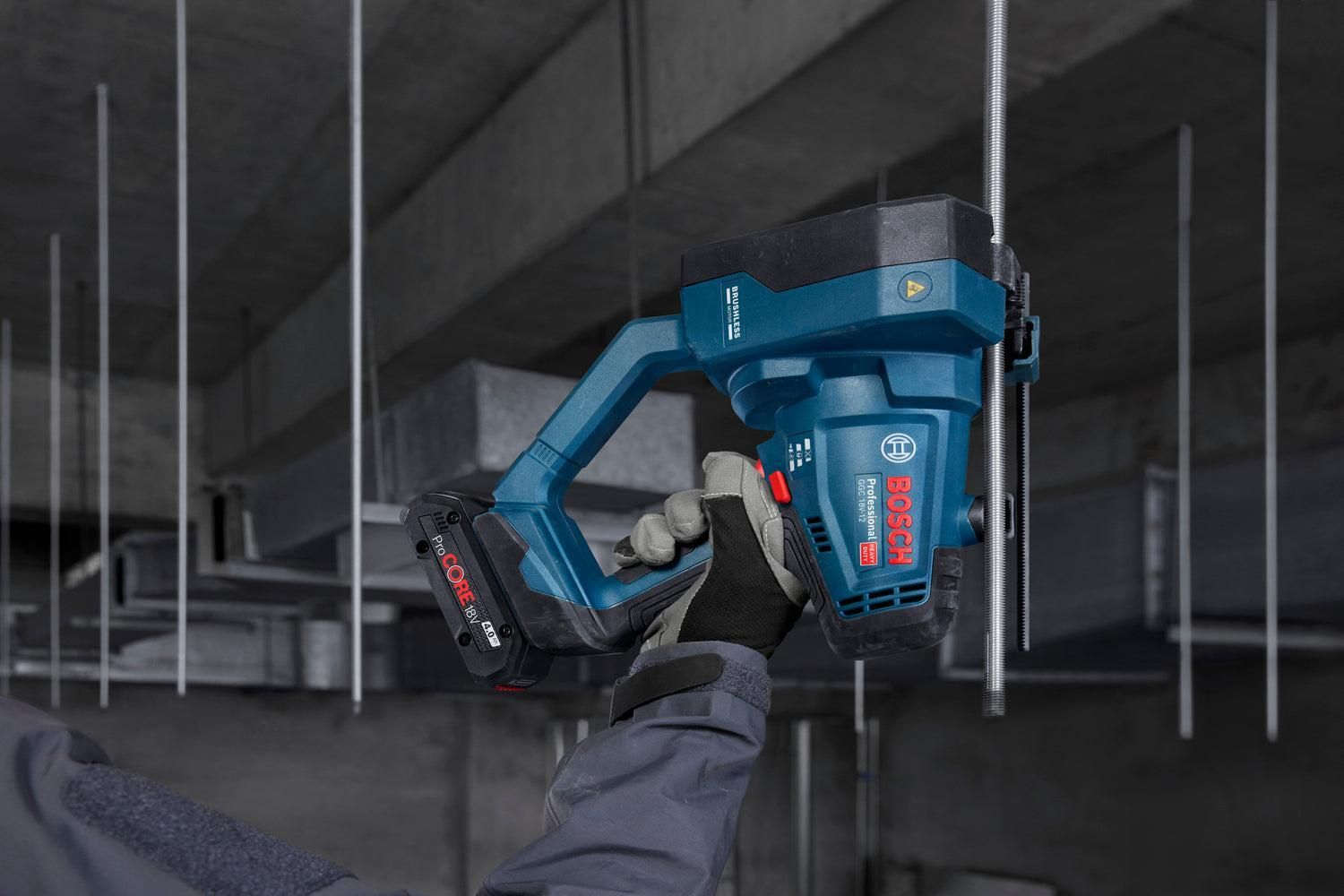 https://api.mastertools.nl/media/catalog/product/cache/4ac98b0d5e81b56bd000310ba88c60e0/o/5/o577891v186ggc_18v_12_applicationimage_closeup_03.jpg